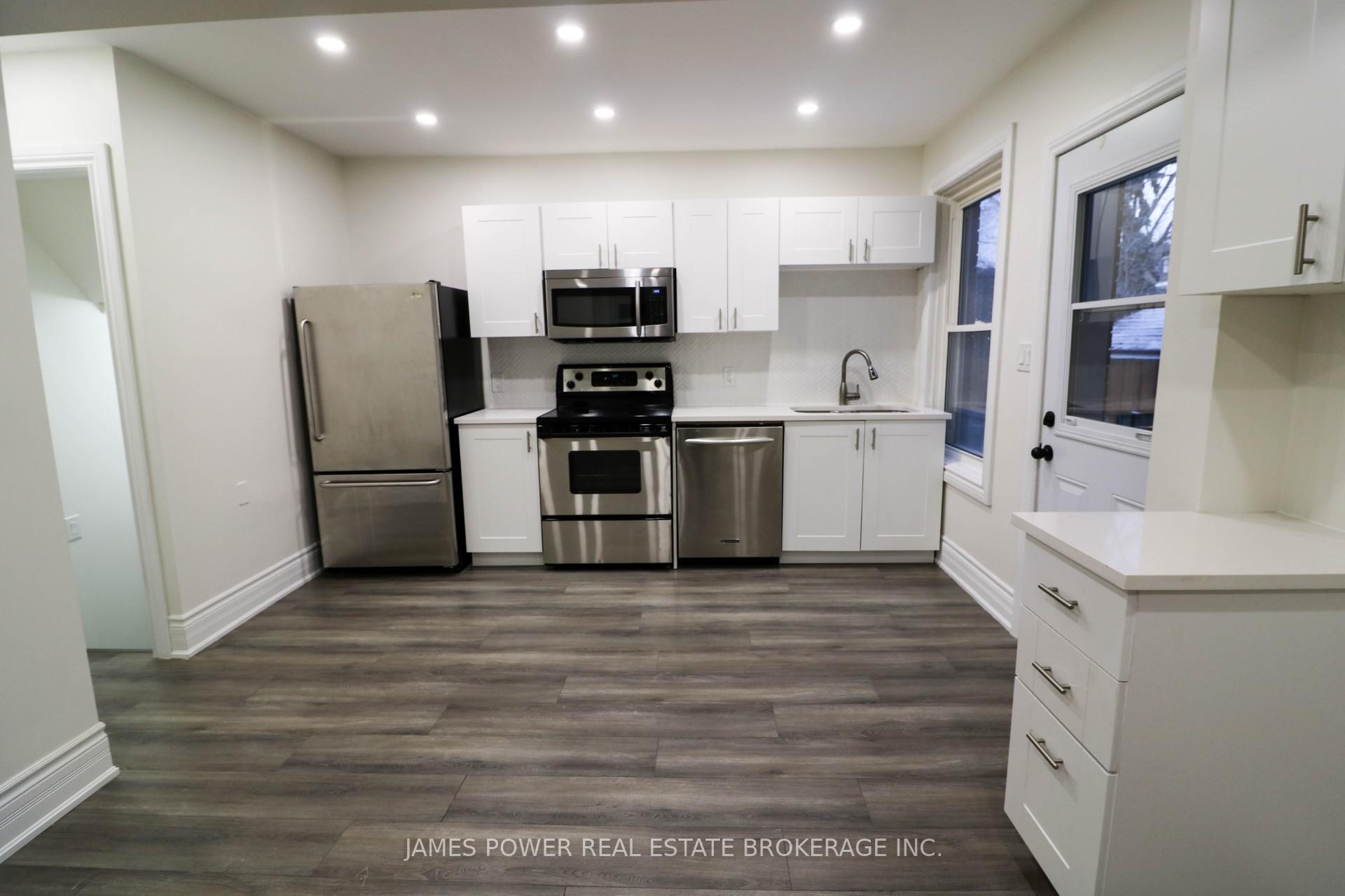 Photo 20 of 52 Spadina Avenue, Hamilton, Stripley — HOMEH