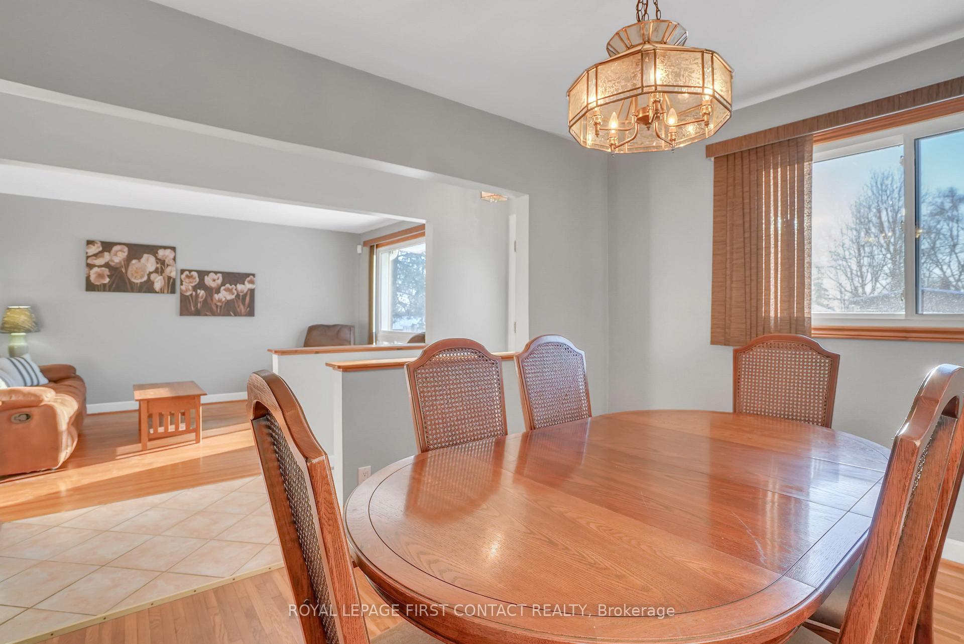 Photo 7 of 8 Agnes Street, Barrie, City Centre — HOMEH