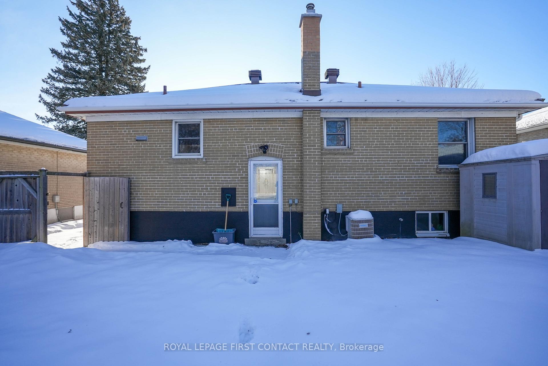 Photo 31 of 8 Agnes Street, Barrie, City Centre — HOMEH
