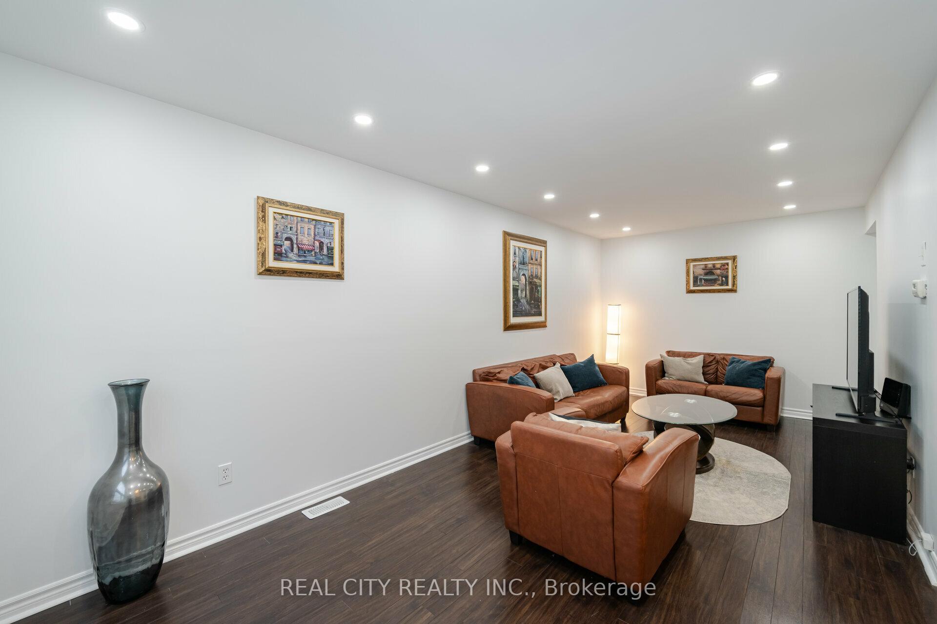 Photo 14 of 11 Vennio Lane, Hamilton, Barnstown — HOMEH