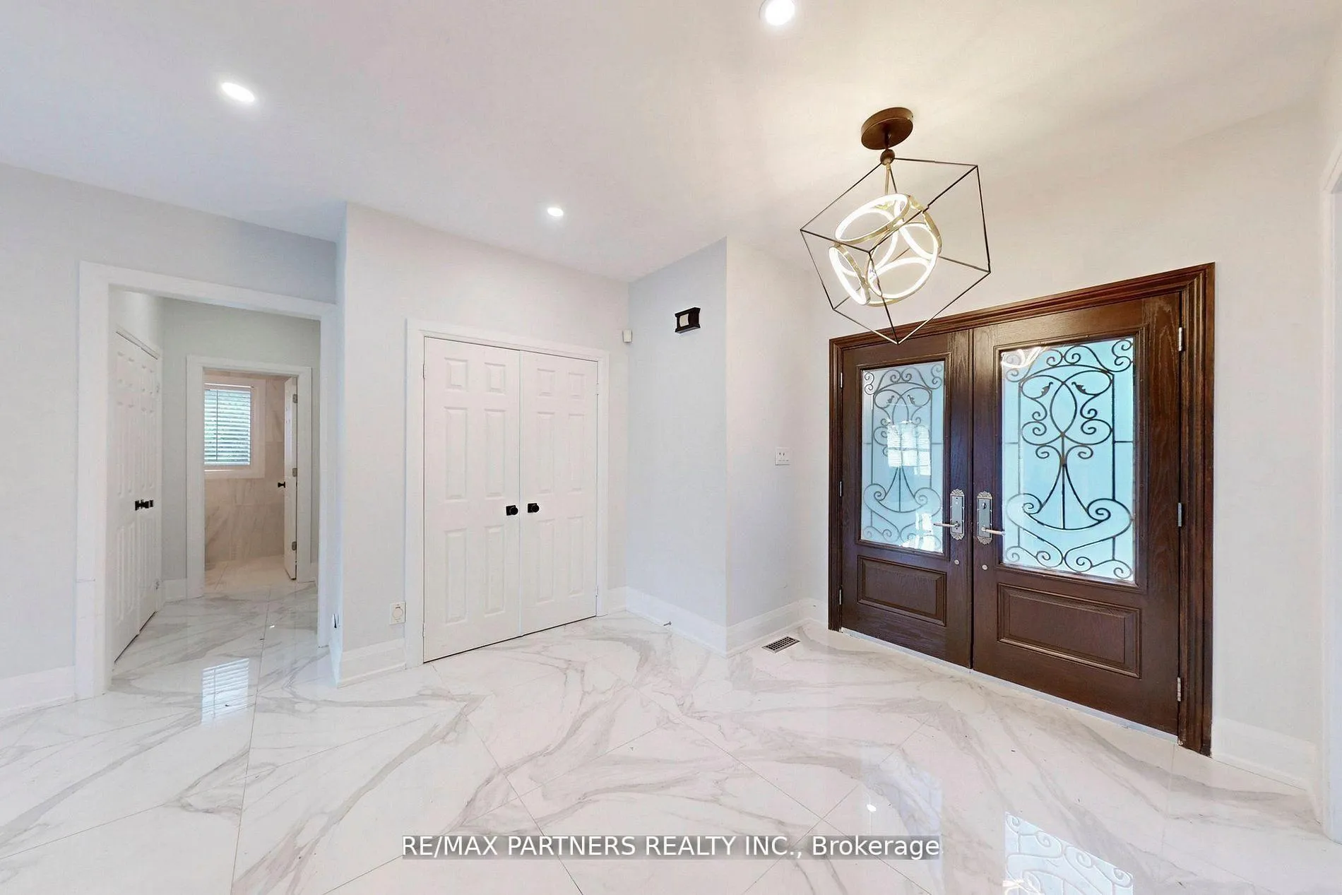 Photo 5 of 31 Eyer Drive, Markham, Cachet — HOMEH