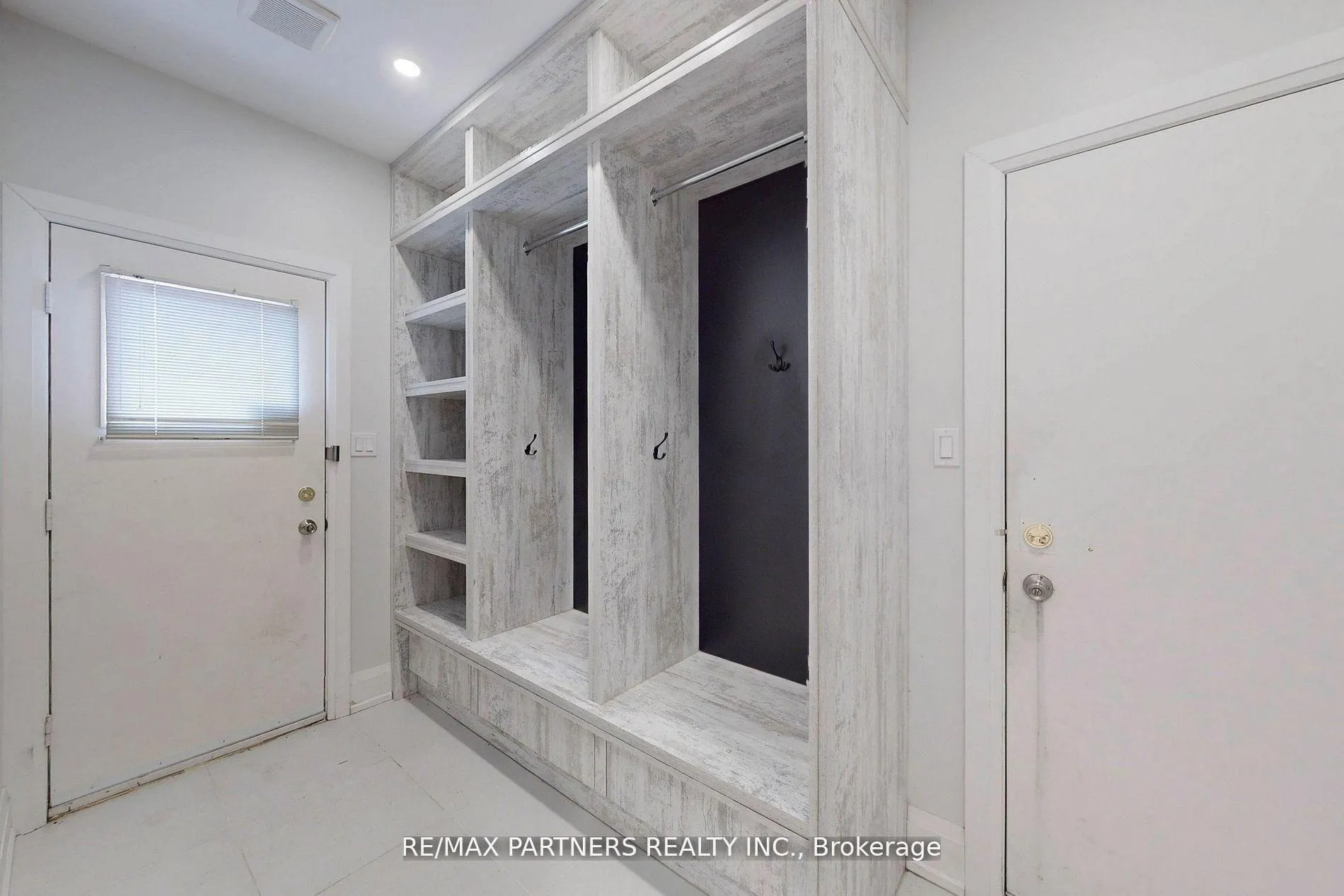 Photo 12 of 31 Eyer Drive, Markham, Cachet — HOMEH