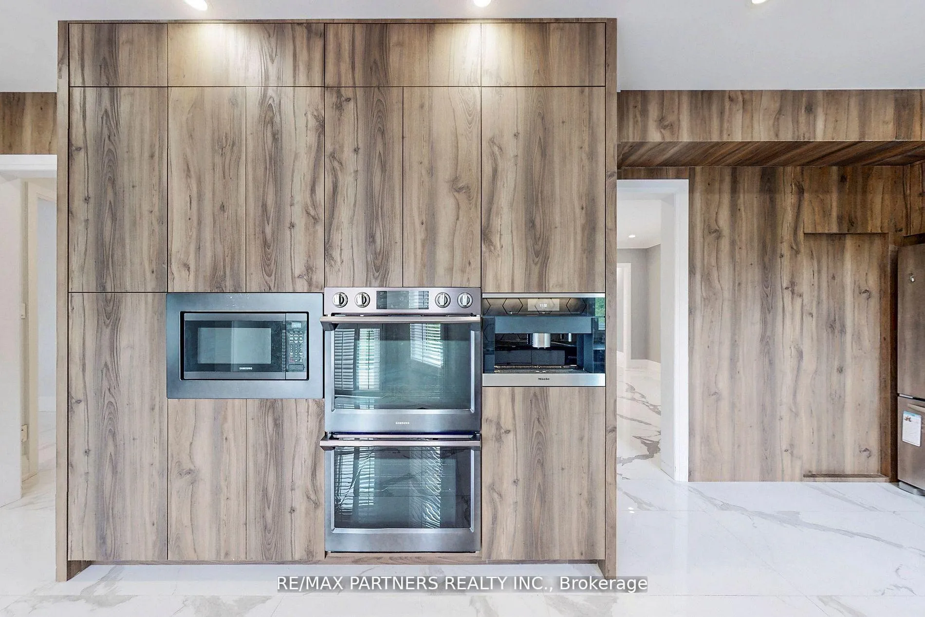 Photo 17 of 31 Eyer Drive, Markham, Cachet — HOMEH
