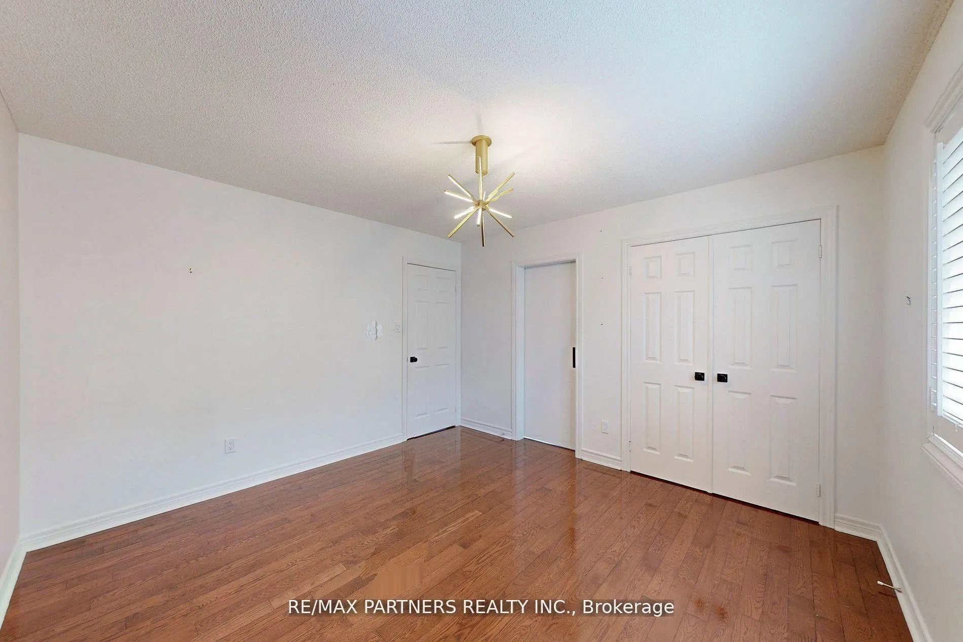Photo 27 of 31 Eyer Drive, Markham, Cachet — HOMEH