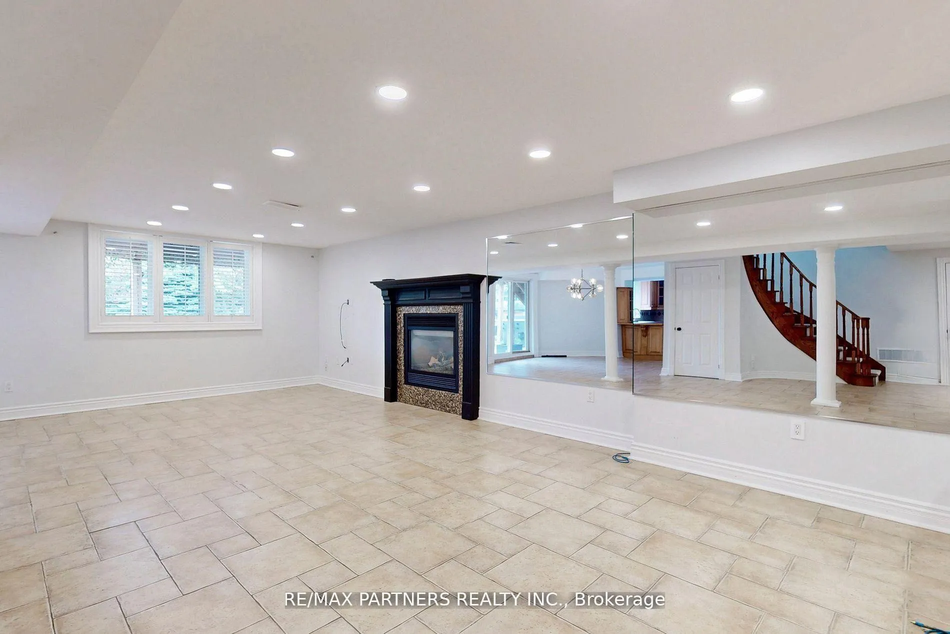 Photo 38 of 31 Eyer Drive, Markham, Cachet — HOMEH