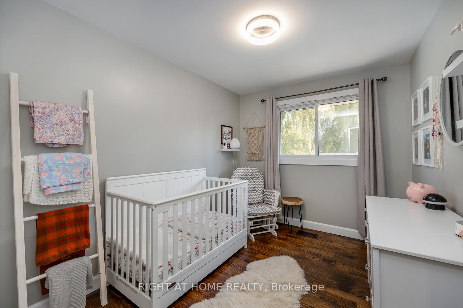 Photo 21 of 420 Parkhill Road E, Douro-Dummer — HOMEH
