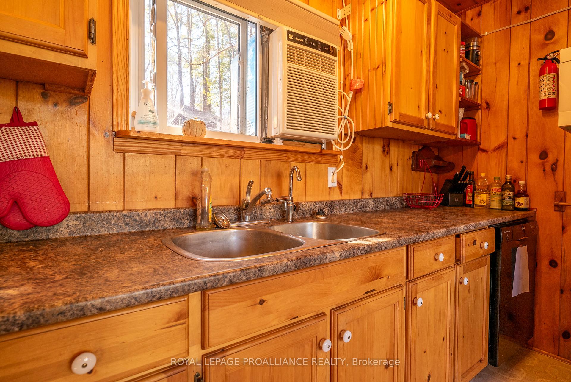 Photo 16 of 1045 Wheatley Lane, North Frontenac, Frontenac North — HOMEH