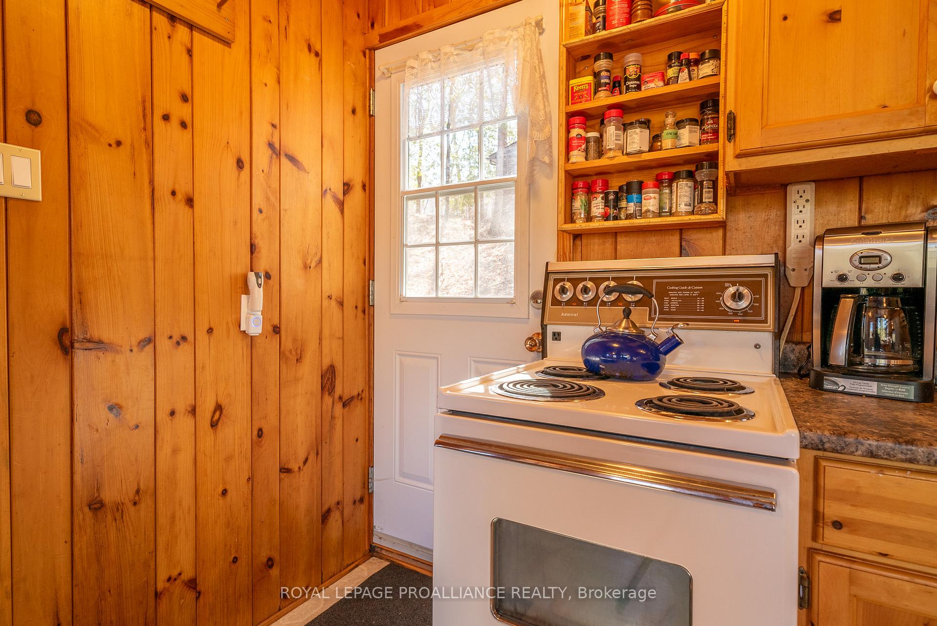 Photo 17 of 1045 Wheatley Lane, North Frontenac, Frontenac North — HOMEH