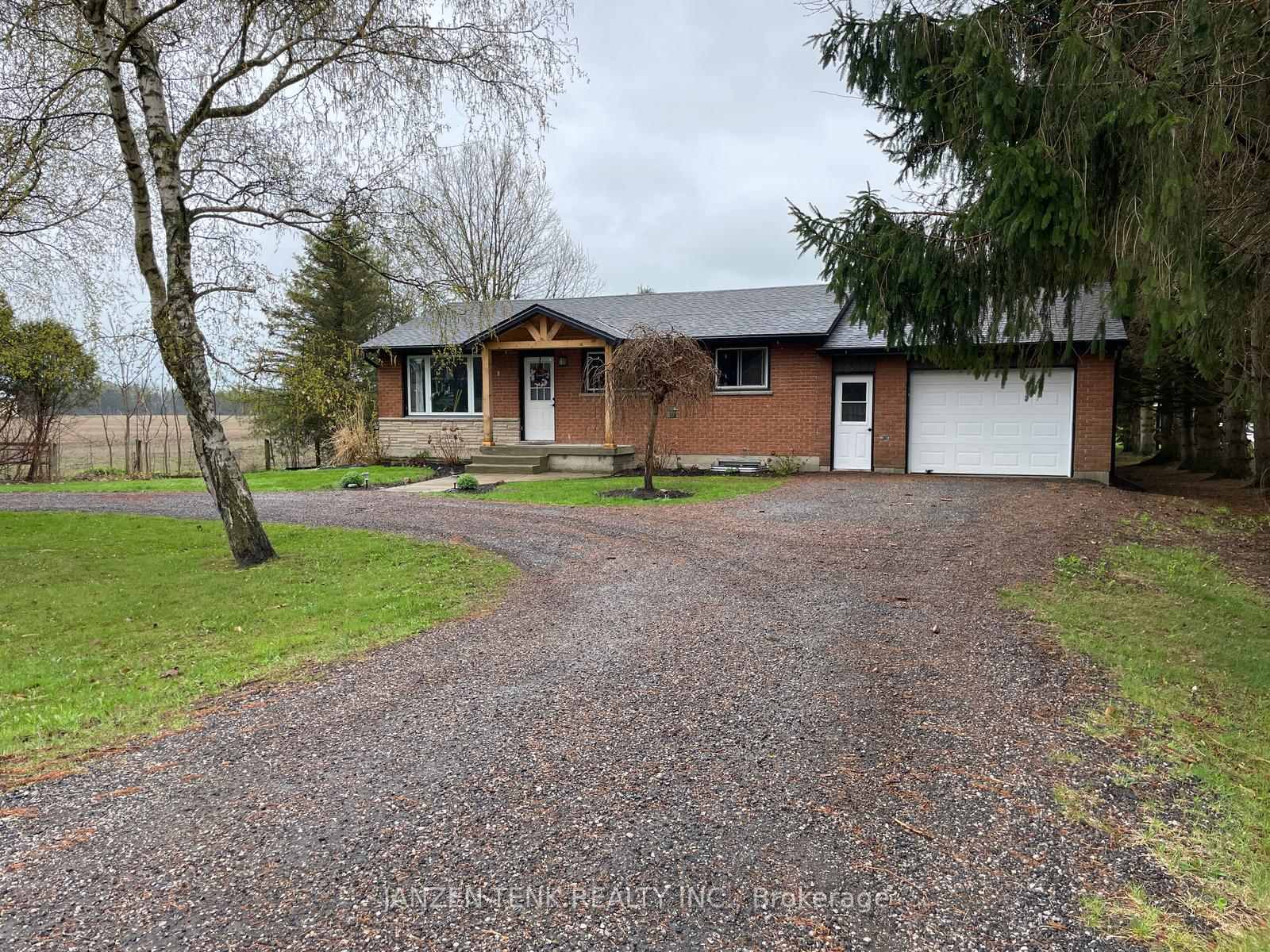 Photo 1 of 49755 Nova Scotia Line, Malahide, Rural Malahide — HOMEH