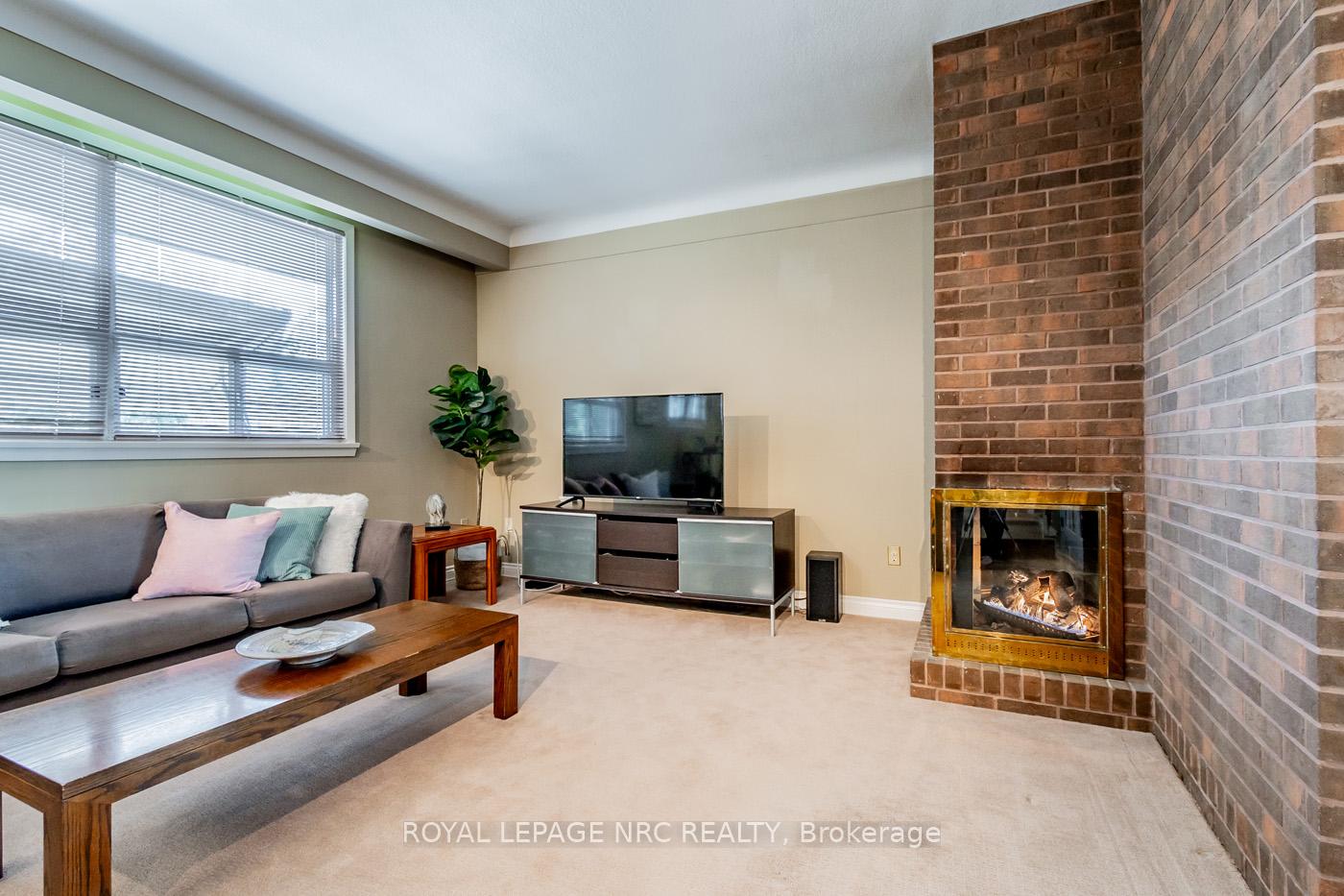 Photo 12 of 8 Macbeth Boulevard, St. Catharines, Glendale/Glenridge — HOMEH