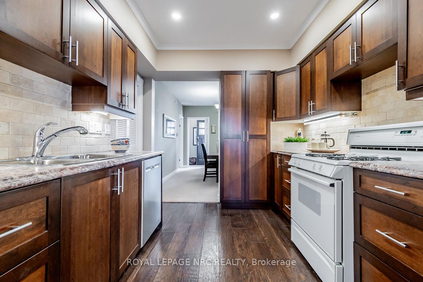 Photo 18 of 8 Macbeth Boulevard, St. Catharines, Glendale/Glenridge — HOMEH