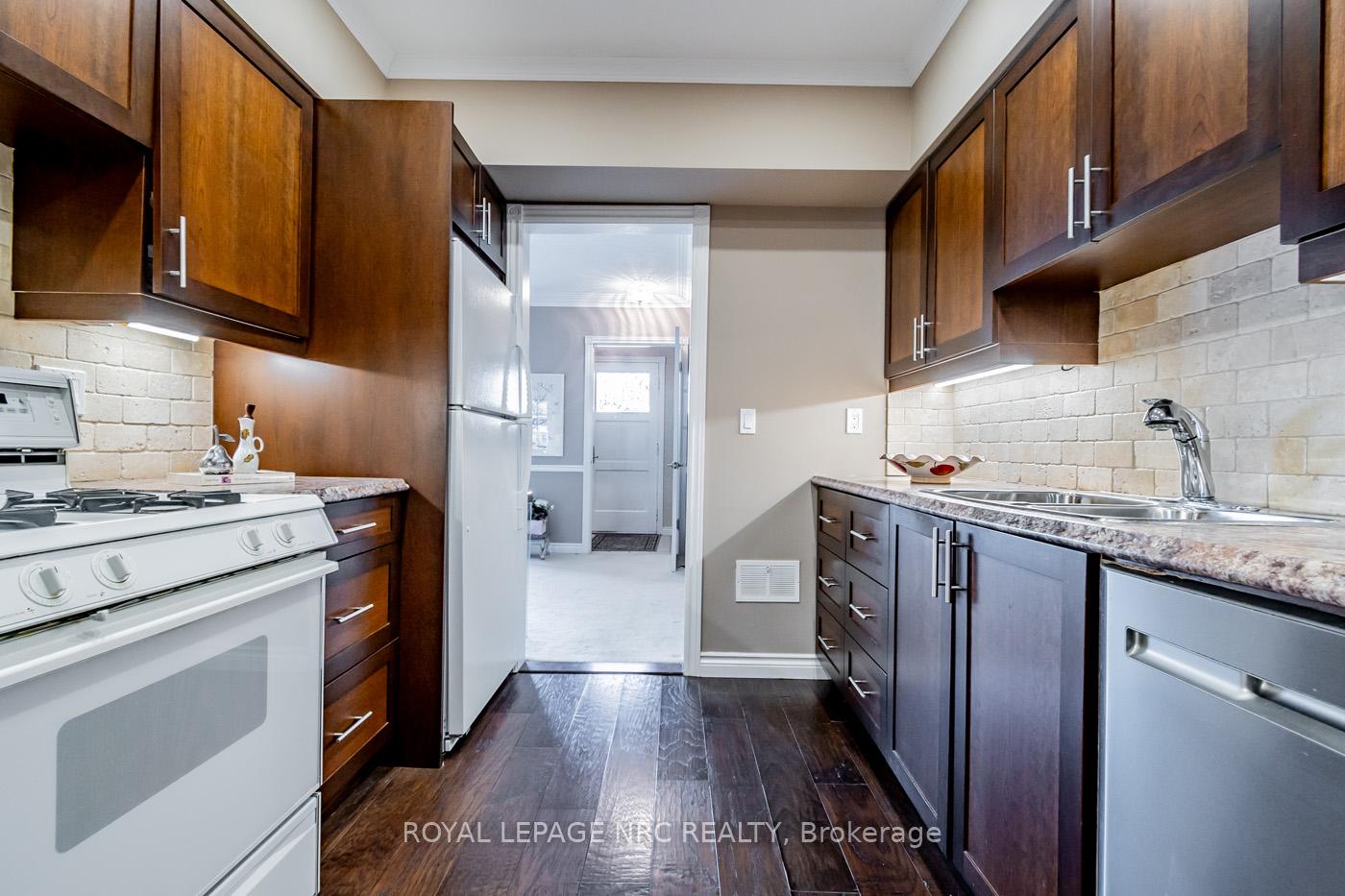 Photo 19 of 8 Macbeth Boulevard, St. Catharines, Glendale/Glenridge — HOMEH