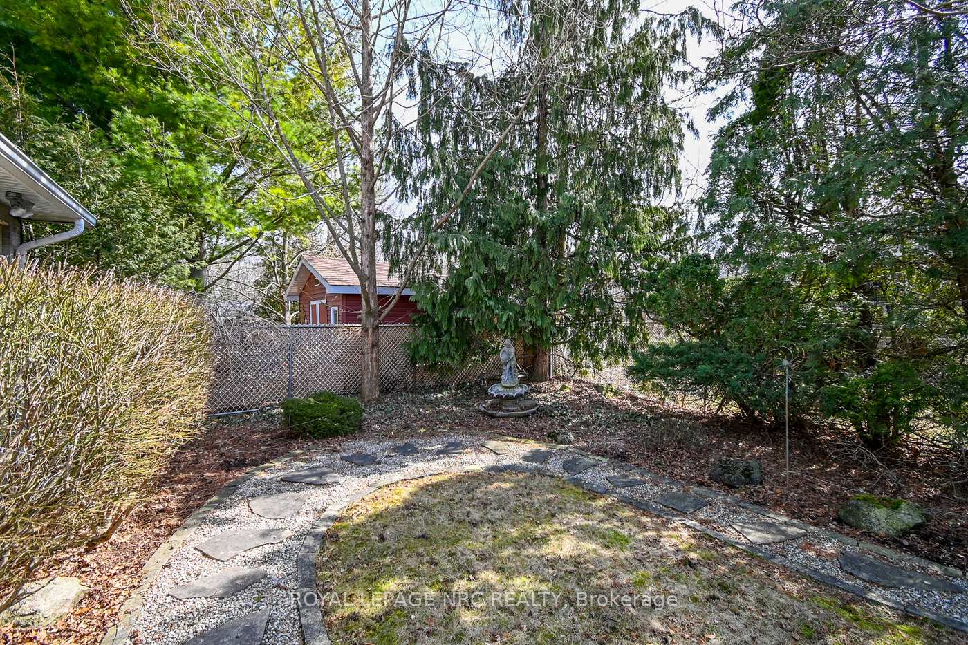 Photo 43 of 8 Macbeth Boulevard, St. Catharines, Glendale/Glenridge — HOMEH