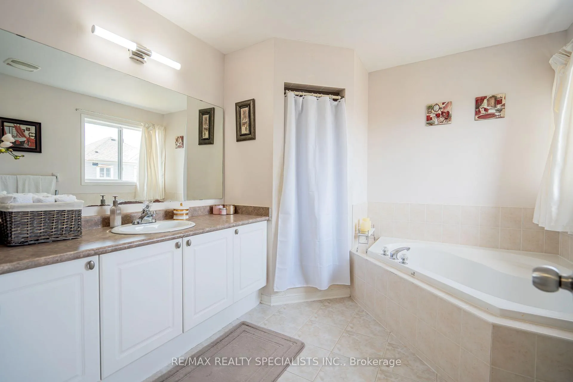 Photo 37 of 347 Van Kirk Drive, Brampton, Northwest Sandalwood Parkway — HOMEH