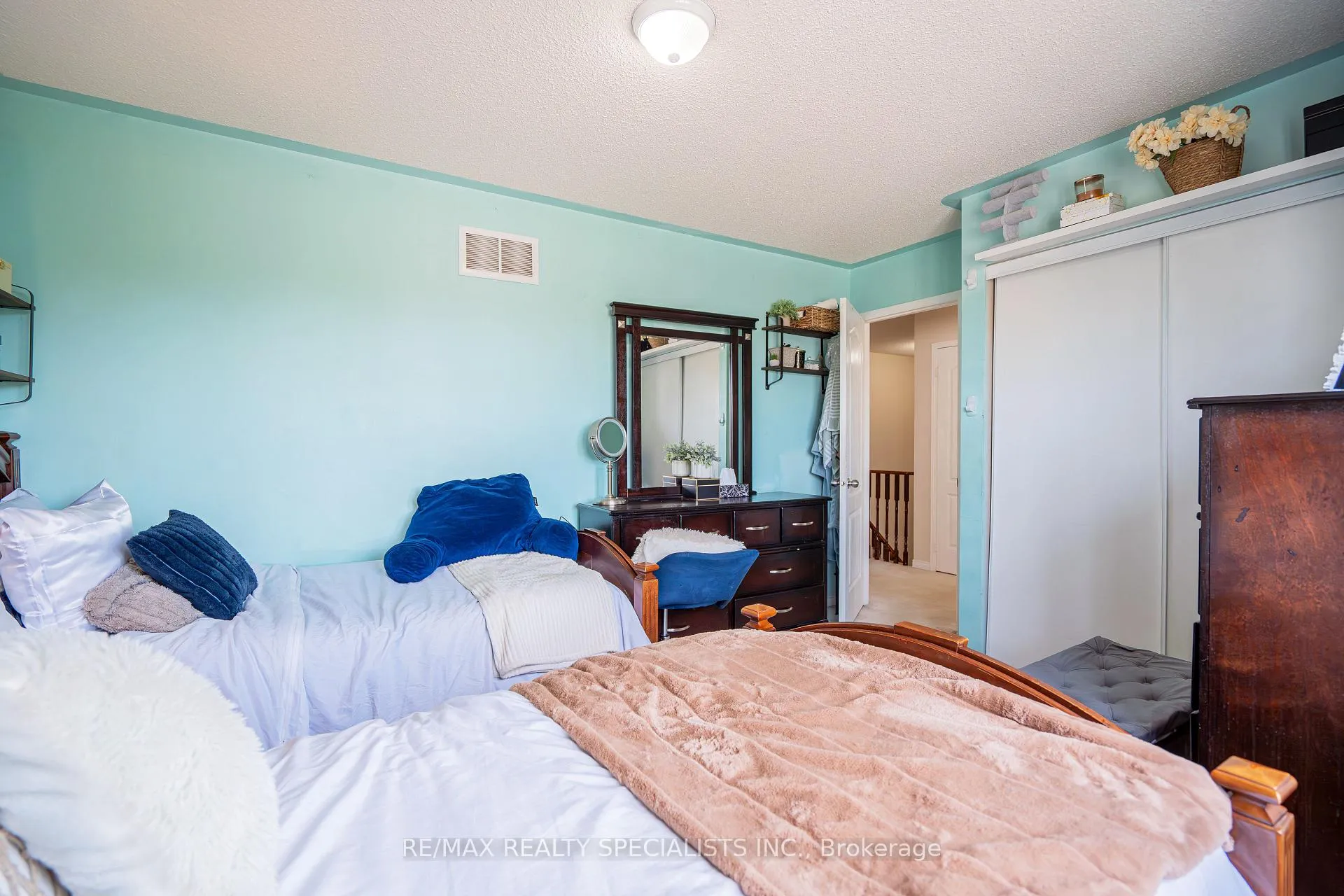 Photo 43 of 347 Van Kirk Drive, Brampton, Northwest Sandalwood Parkway — HOMEH
