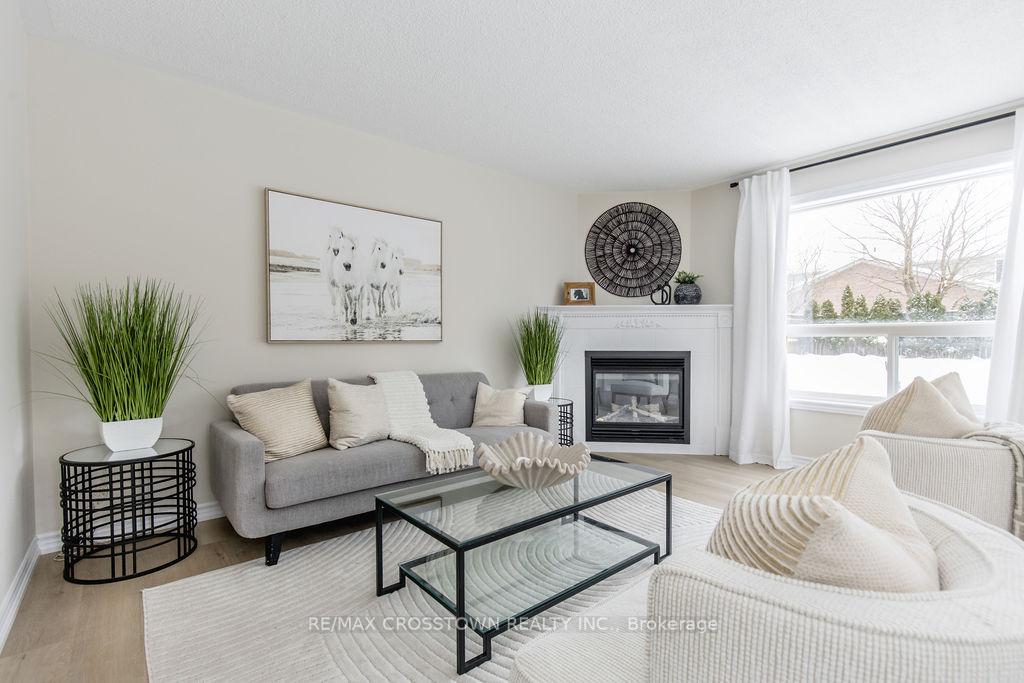 Photo 14 of 45 Nicklaus Drive, Barrie, East Bayfield — HOMEH