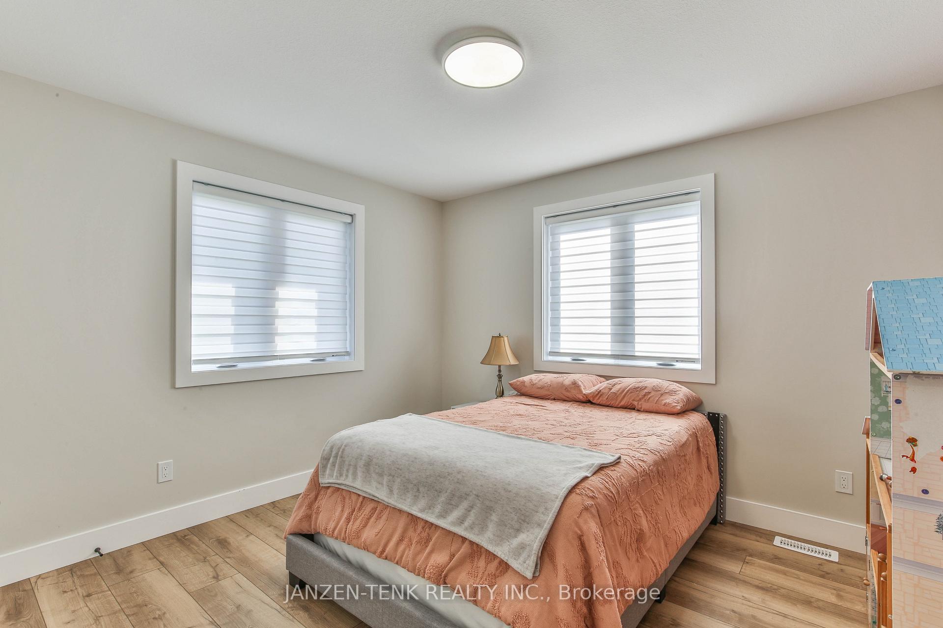 Photo 26 of 40 Elm Street, Bayham, Vienna — HOMEH