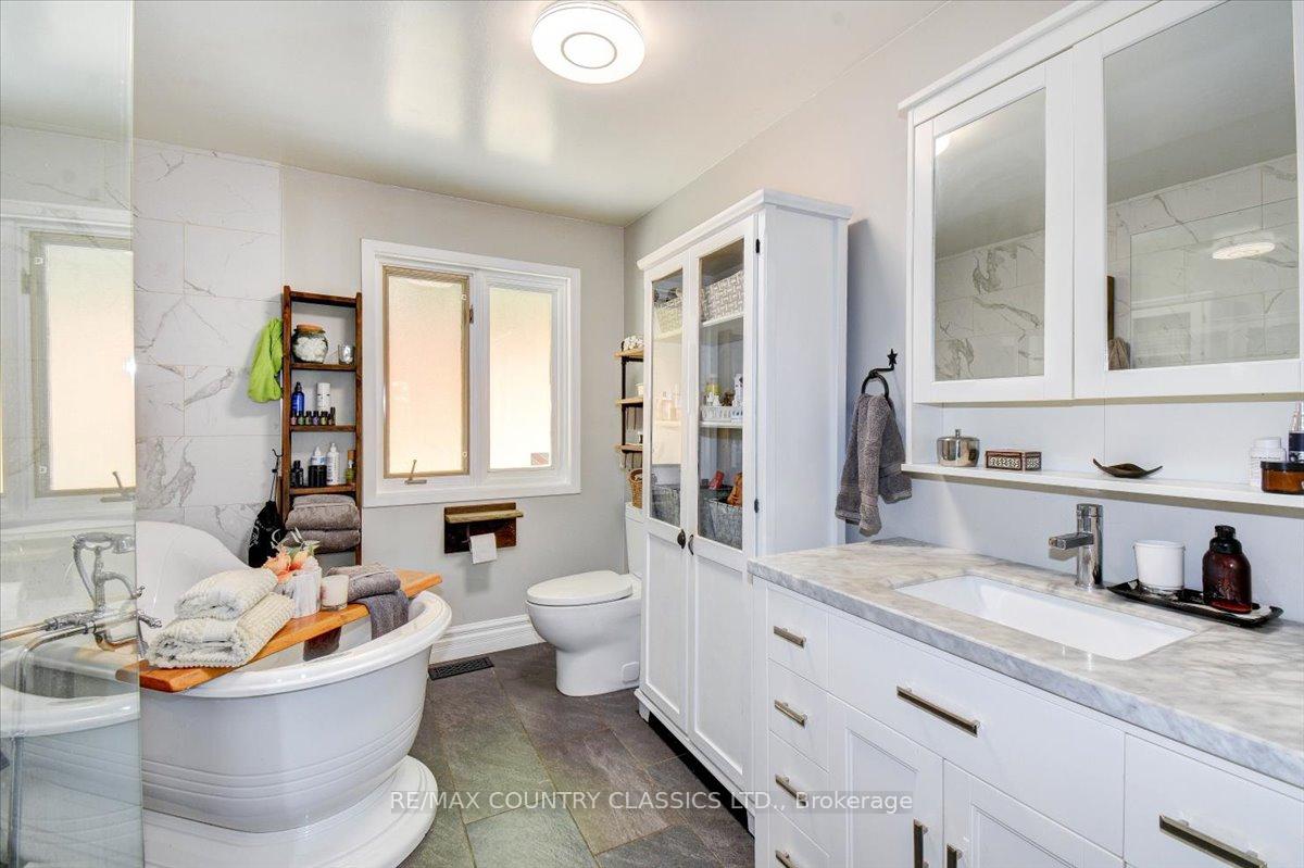 Photo 17 of 442A Stringer Drive, Faraday — HOMEH