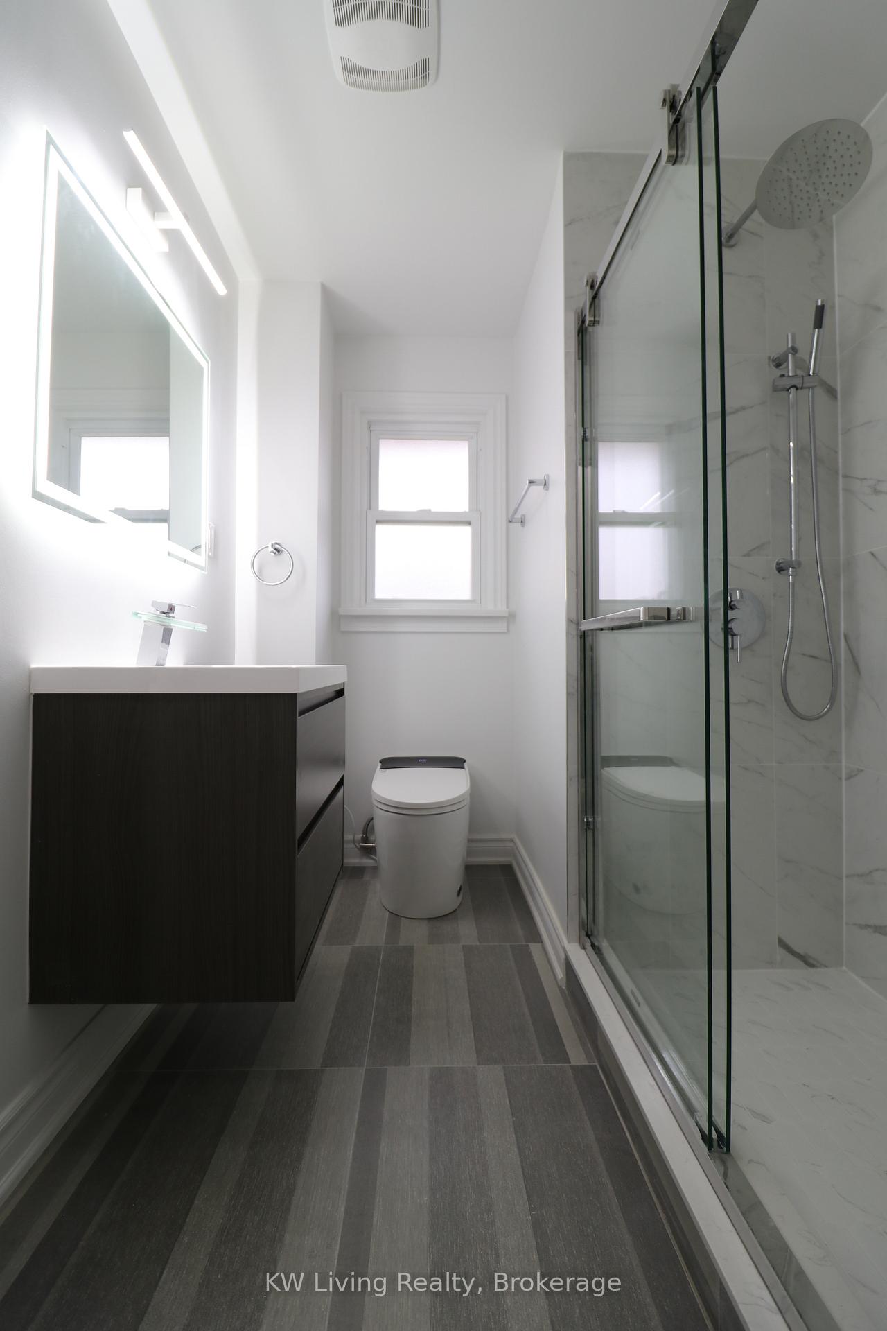 Photo 7 of 14 Redwood Avenue, St. Catharines, Bunting/Linwell — HOMEH