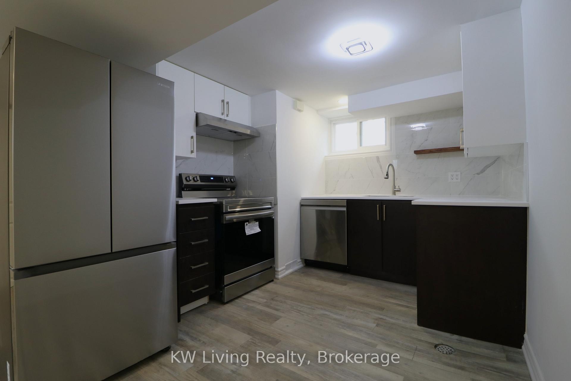 Photo 10 of 14 Redwood Avenue, St. Catharines, Bunting/Linwell — HOMEH