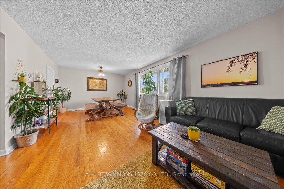 Photo 7 of 1217 Cameo Drive, Ottawa, Copeland Park — HOMEH