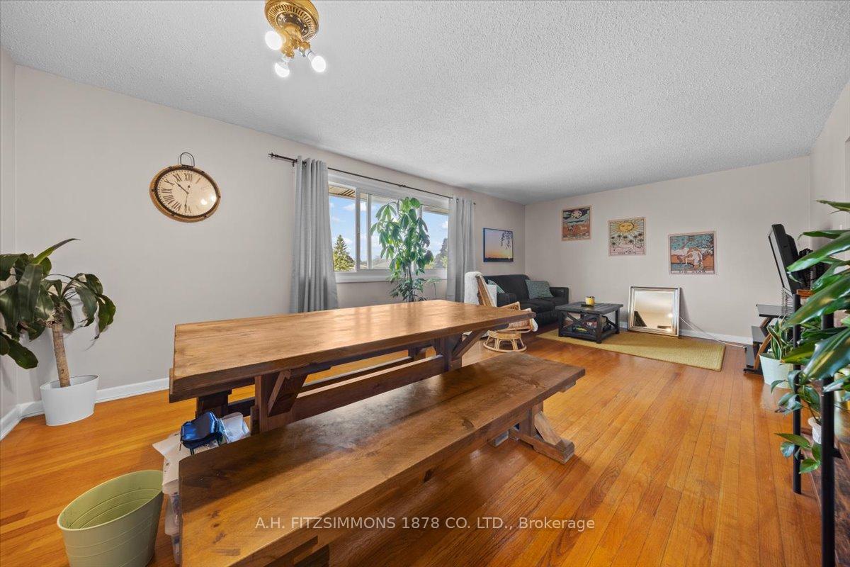 Photo 8 of 1217 Cameo Drive, Ottawa, Copeland Park — HOMEH