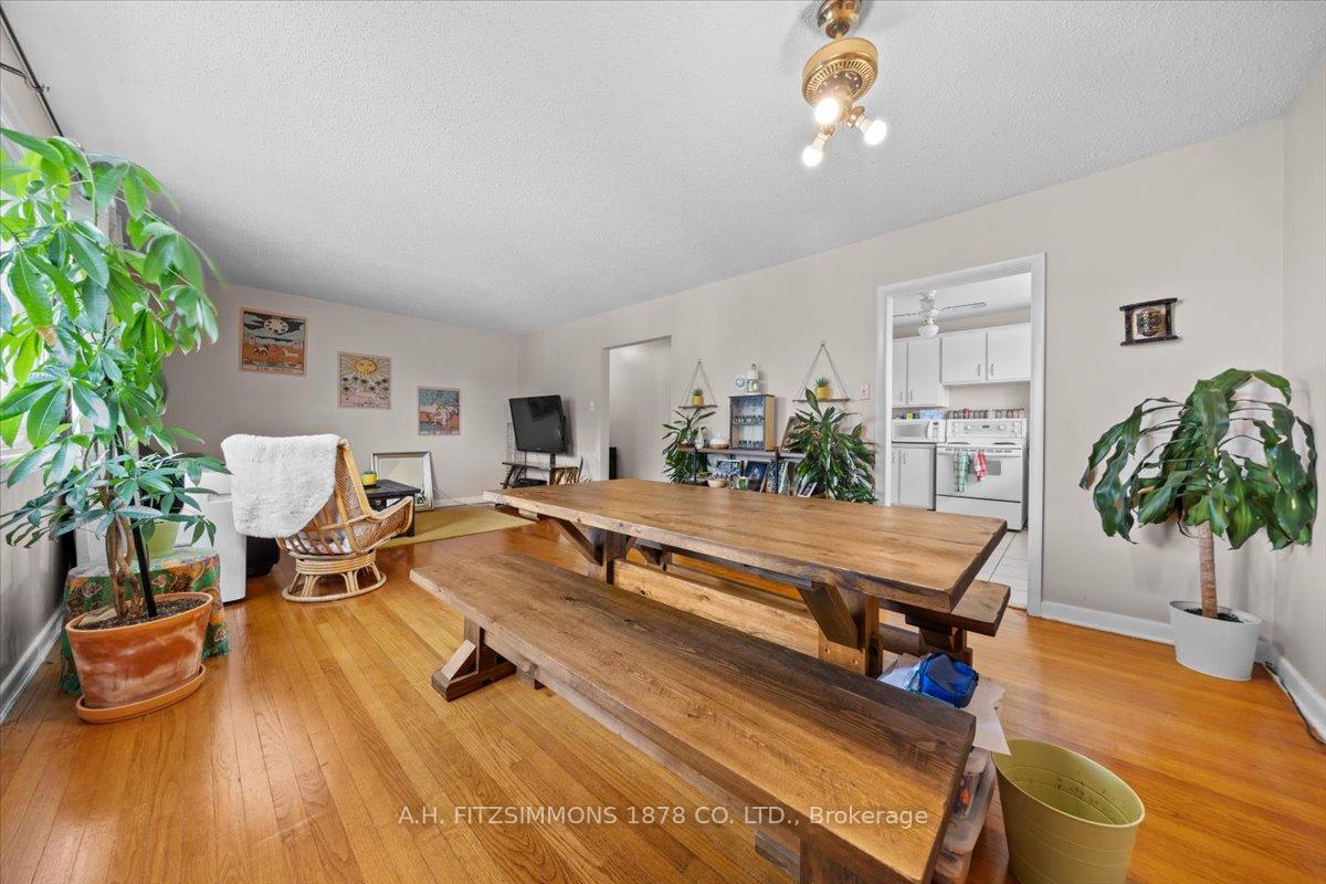 Photo 9 of 1217 Cameo Drive, Ottawa, Copeland Park — HOMEH