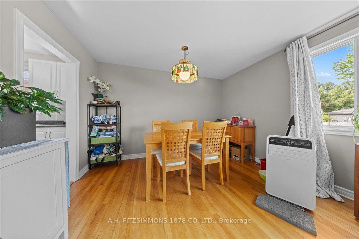 Photo 15 of 1217 Cameo Drive, Ottawa, Copeland Park — HOMEH