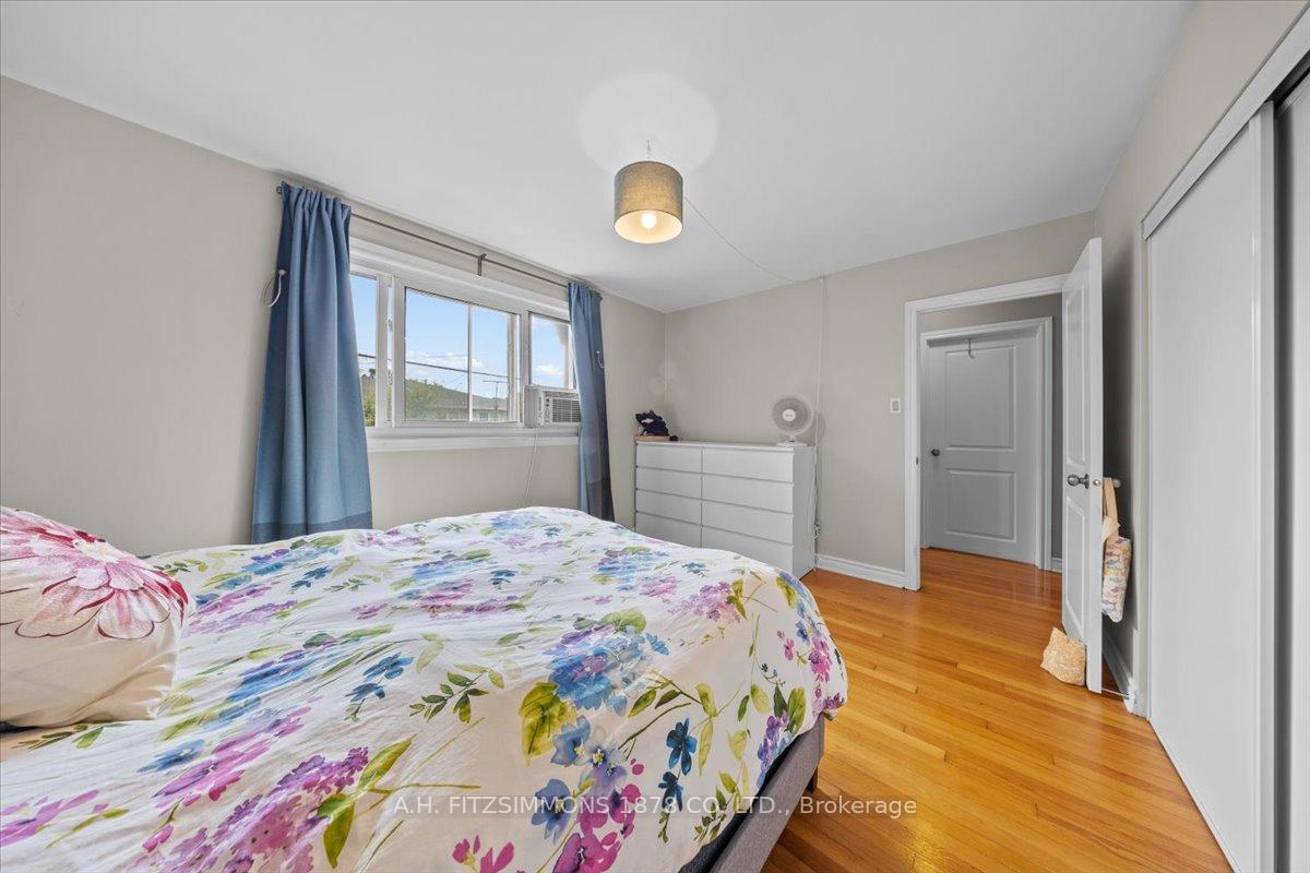 Photo 23 of 1217 Cameo Drive, Ottawa, Copeland Park — HOMEH