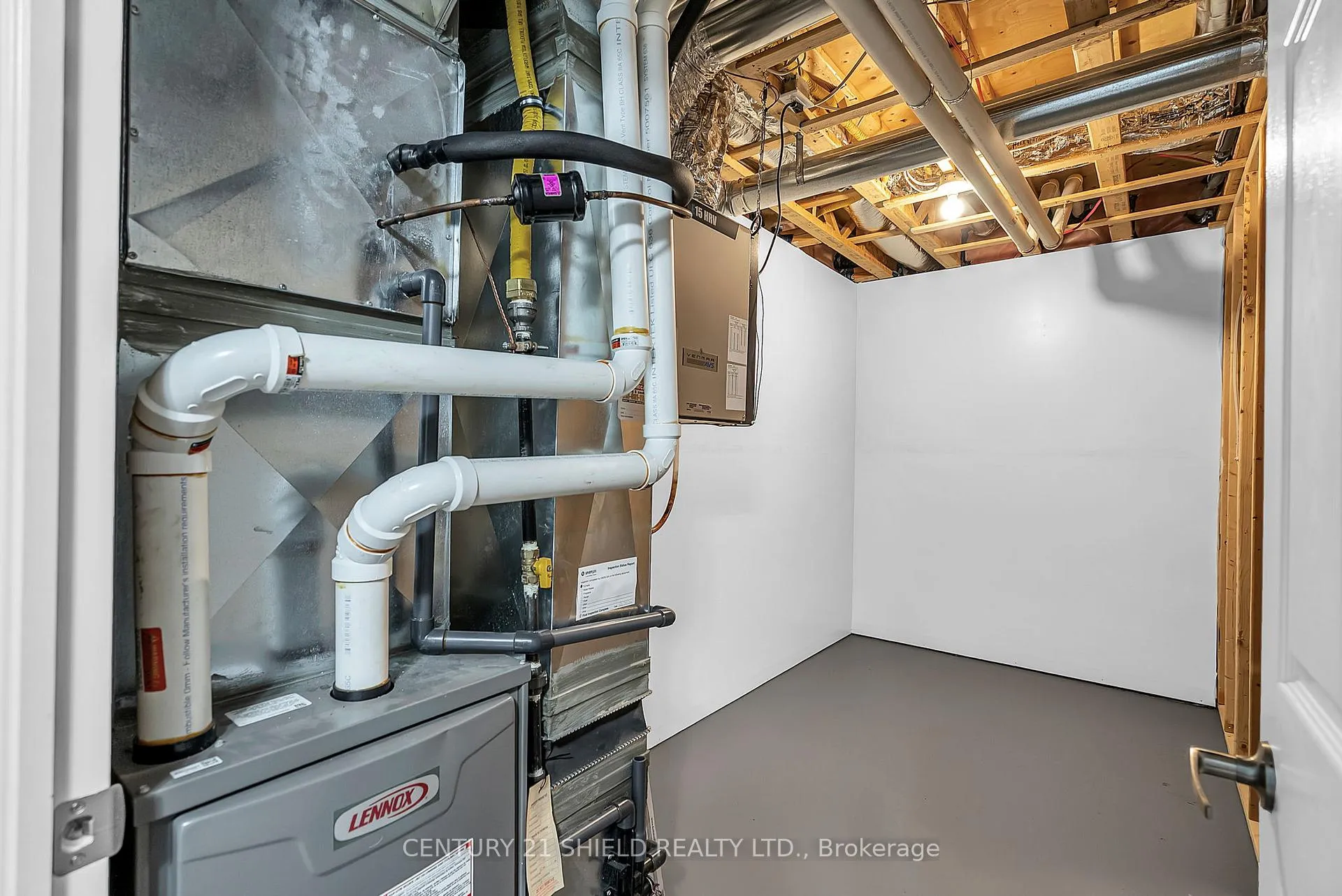 Photo 21 of 211 Third Street E, Cornwall — HOMEH