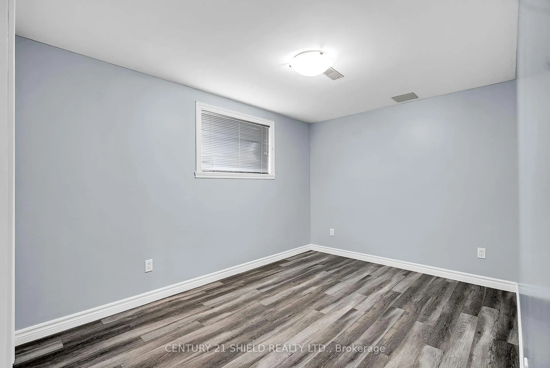 Photo 26 of 211 Third Street E, Cornwall — HOMEH