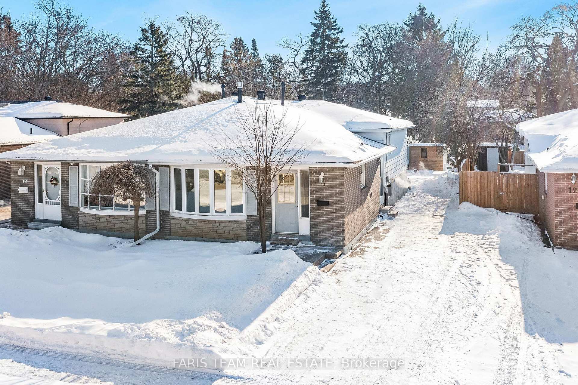 Photo 1 of 13 Burbank Place, Barrie, Wellington — HOMEH