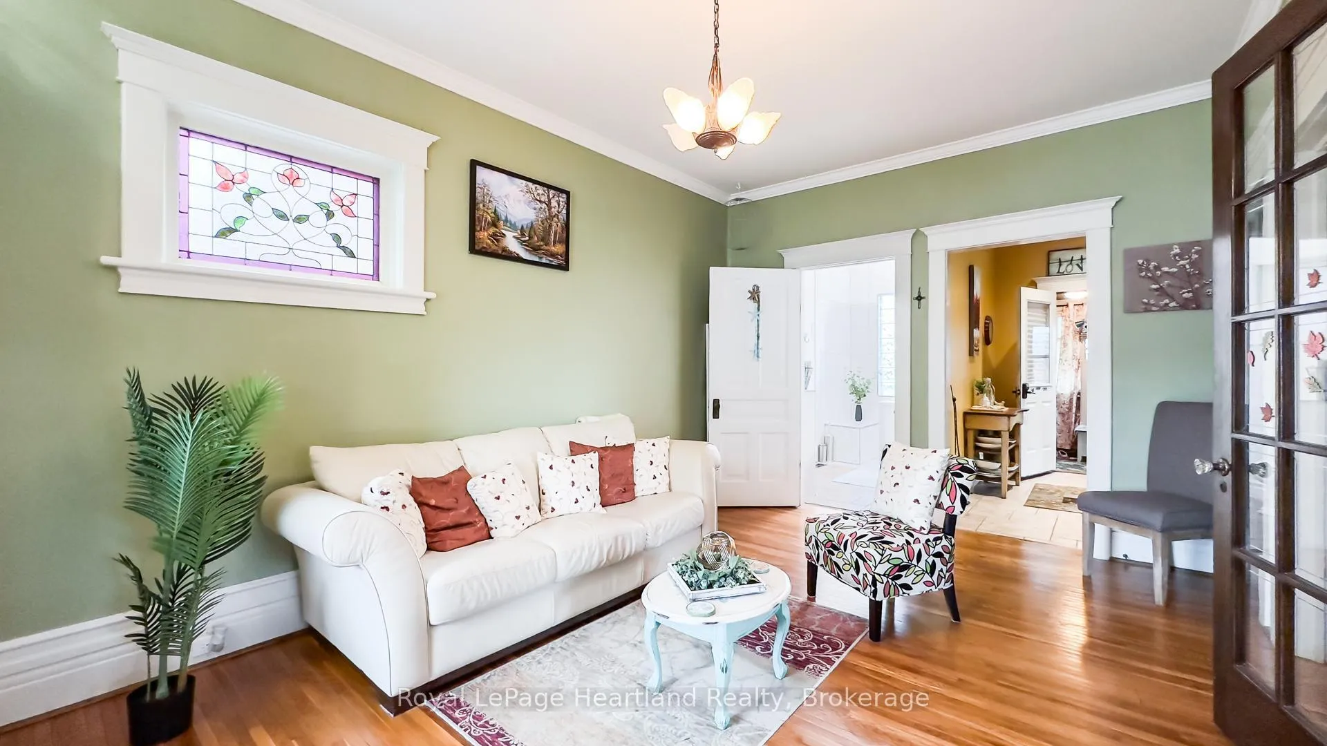 Photo 8 of 132 Elgin Avenue E, Goderich, Goderich (Town) — HOMEH