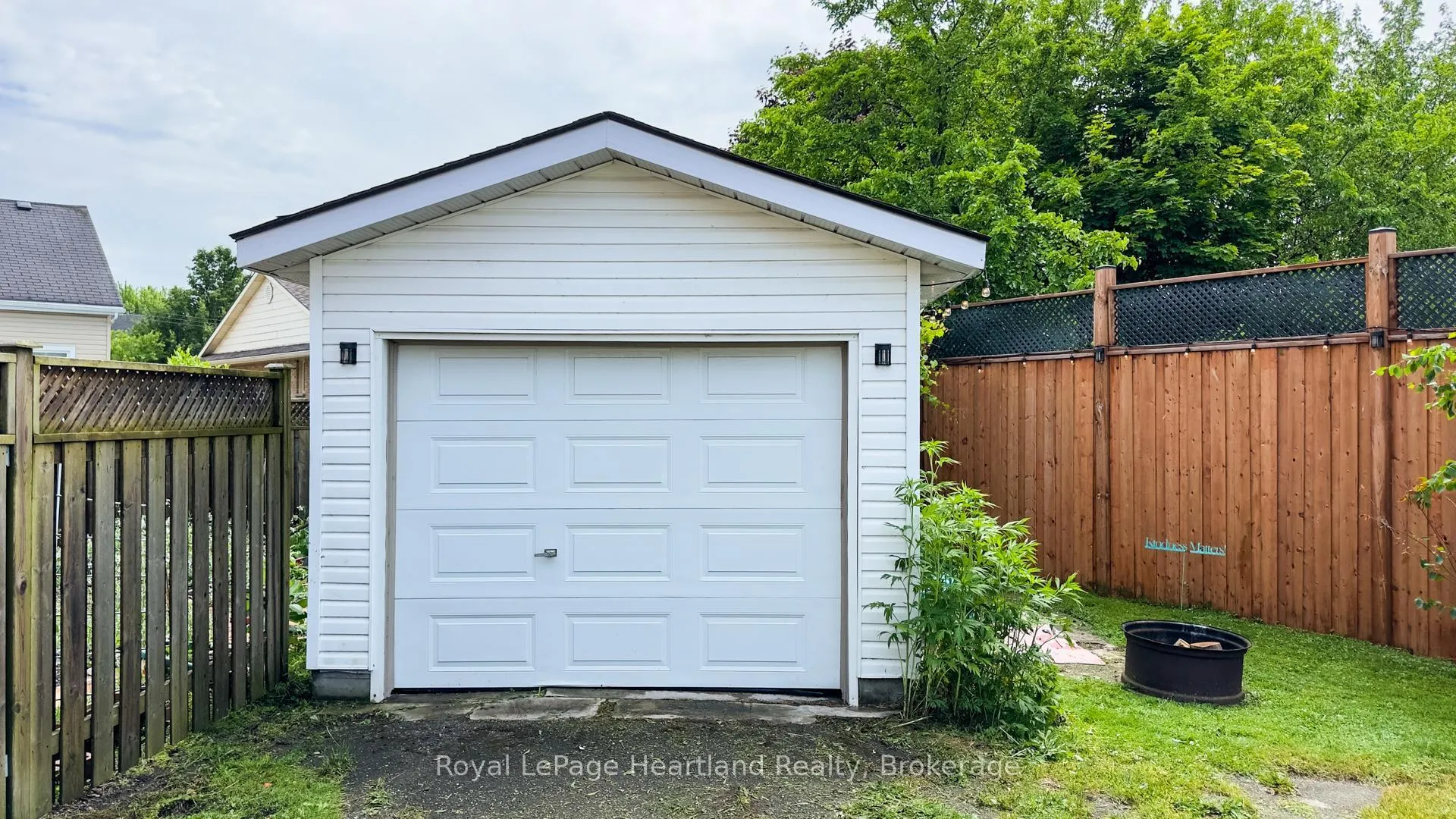 Photo 44 of 132 Elgin Avenue E, Goderich, Goderich (Town) — HOMEH