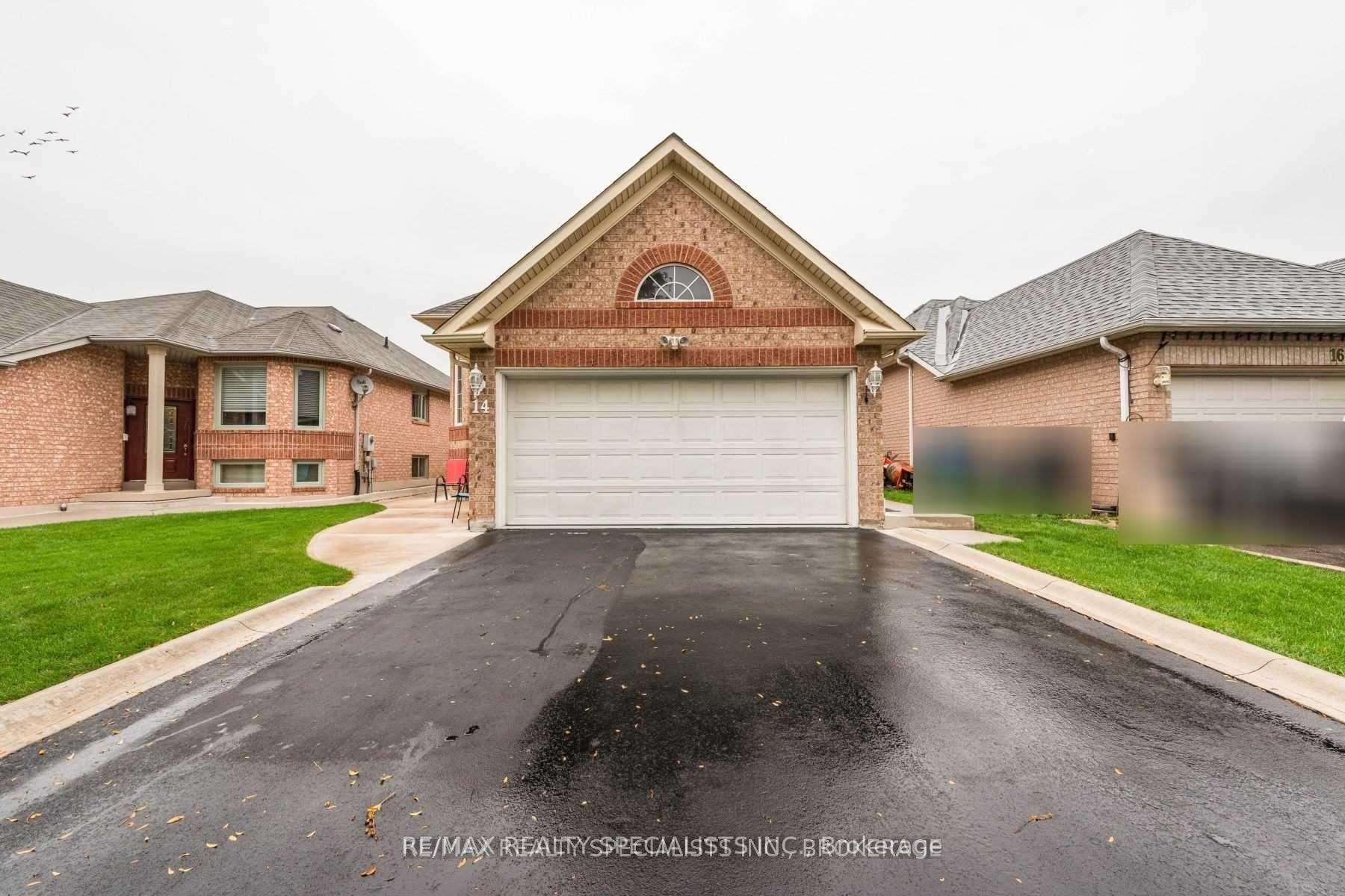 Front of 14 Arjay Trail