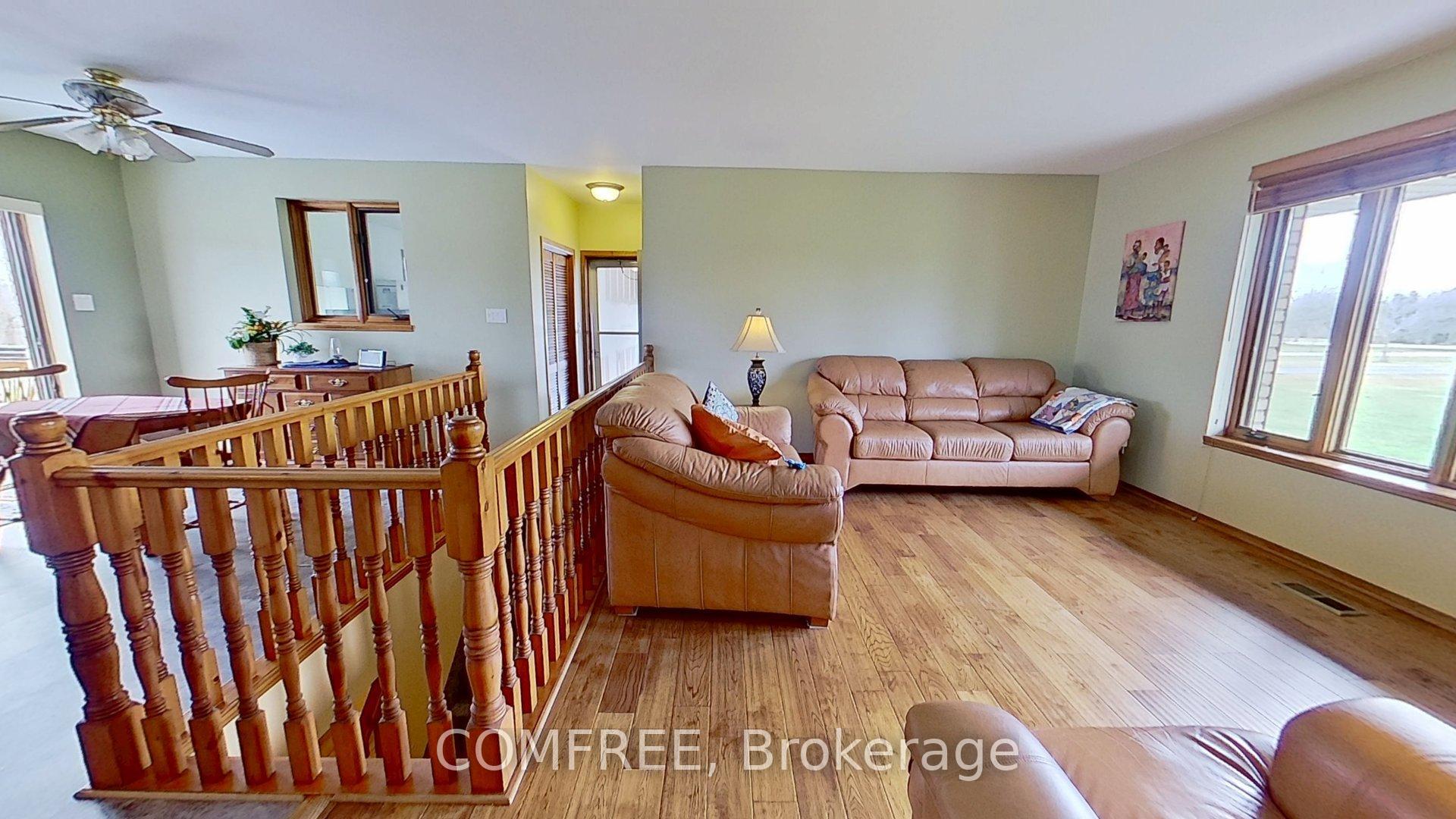 Photo 4 of 3938 Tile Yard Road, Enniskillen, Petrolia — HOMEH