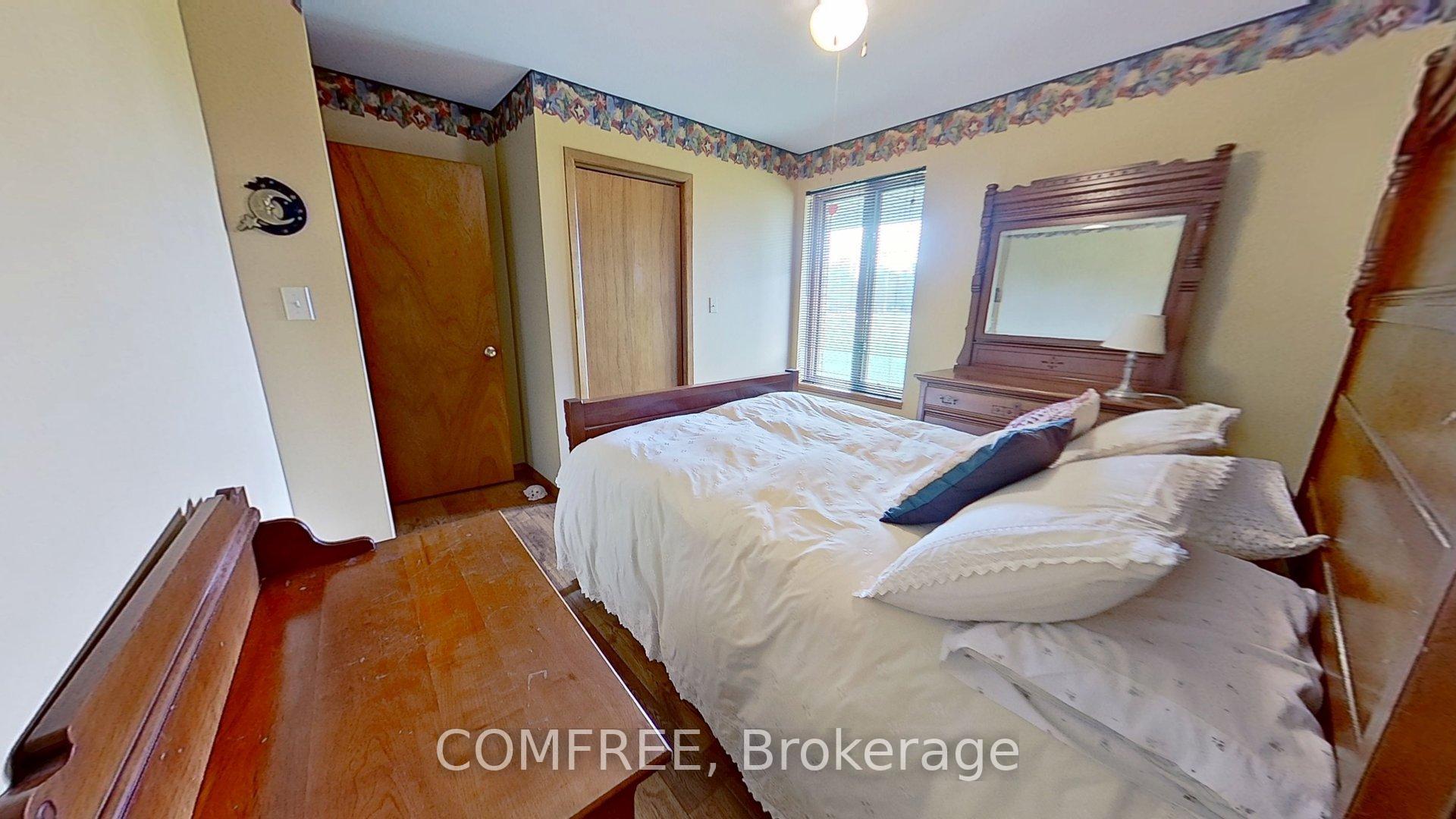 Photo 15 of 3938 Tile Yard Road, Enniskillen, Petrolia — HOMEH