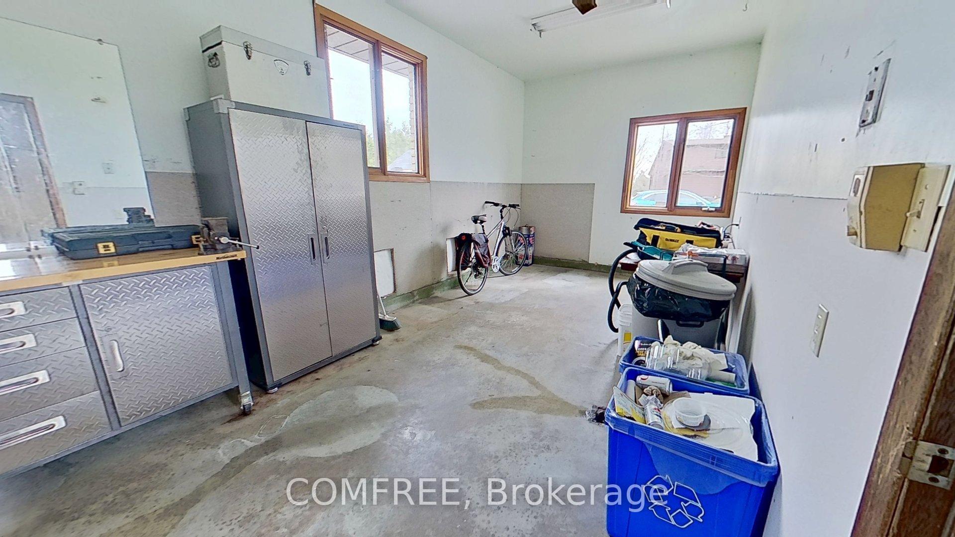 Photo 25 of 3938 Tile Yard Road, Enniskillen, Petrolia — HOMEH