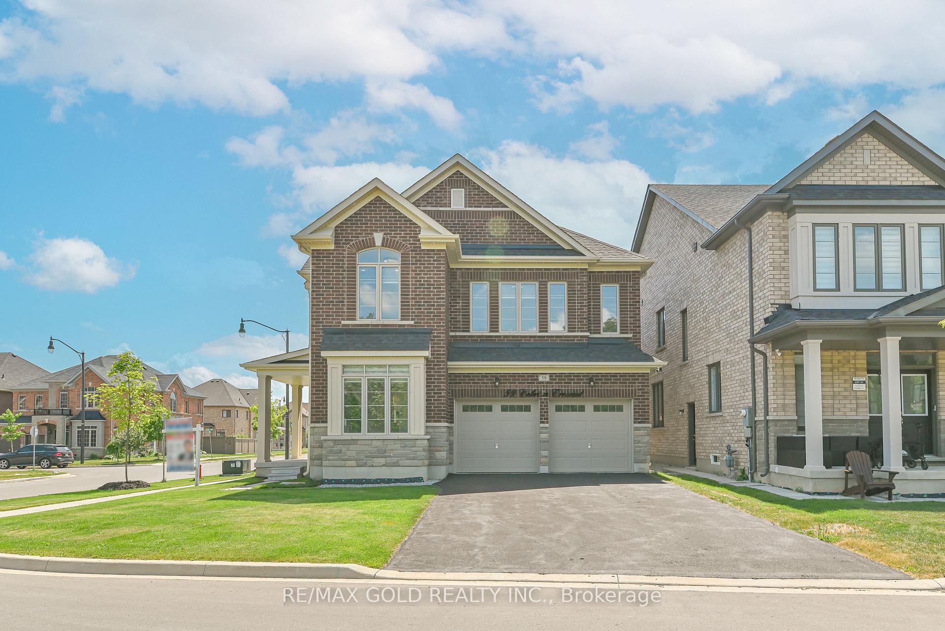 Front of 59 Cobriza Crescent