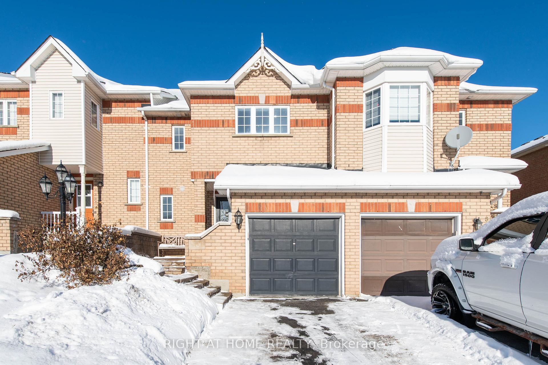 Photo 1 of 10 Gadwall Avenue, Barrie, Painswick South — HOMEH