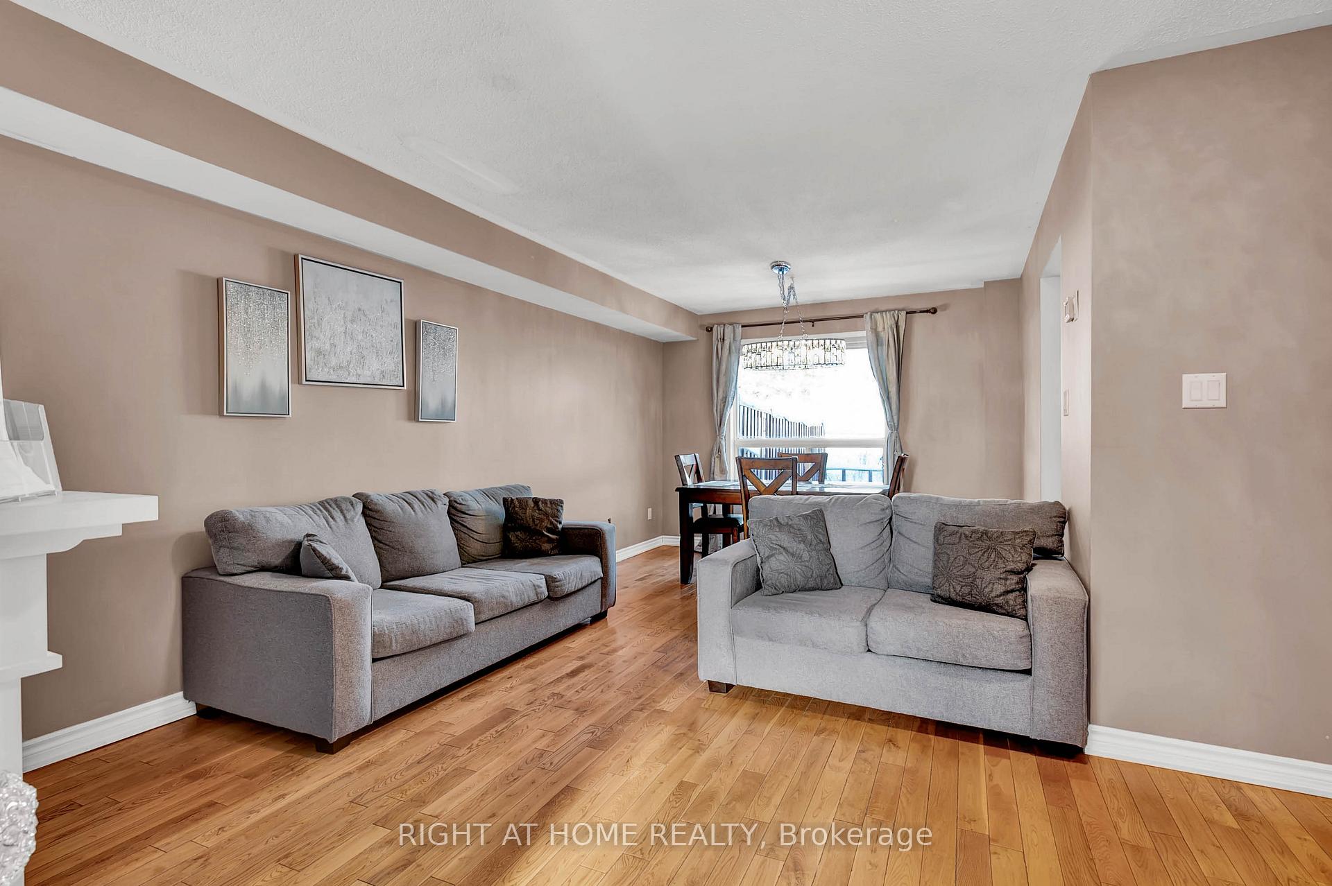 Photo 6 of 10 Gadwall Avenue, Barrie, Painswick South — HOMEH