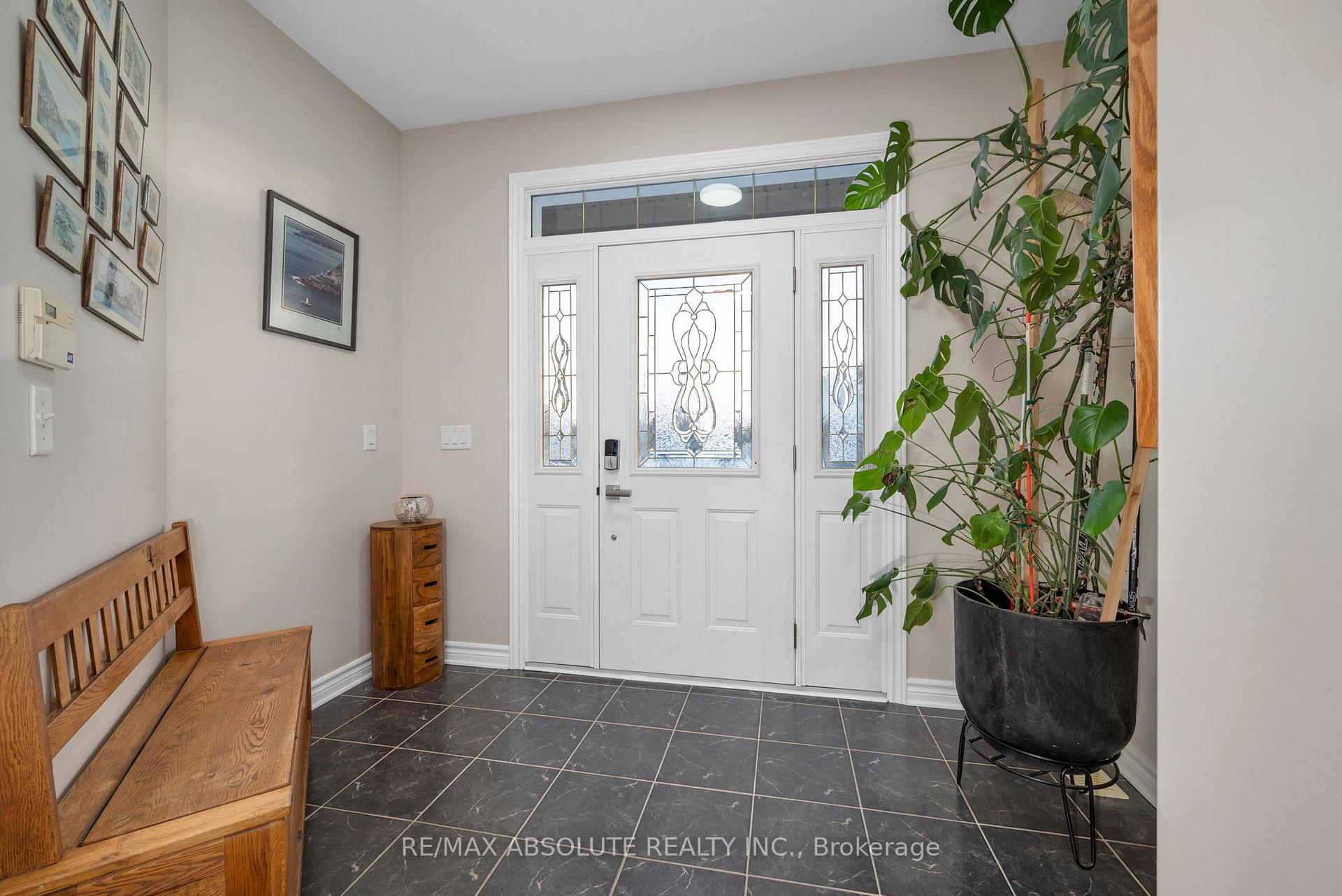 Photo 2 of 78 Cinnabar Way, Ottawa, Stittsville (Central) — HOMEH