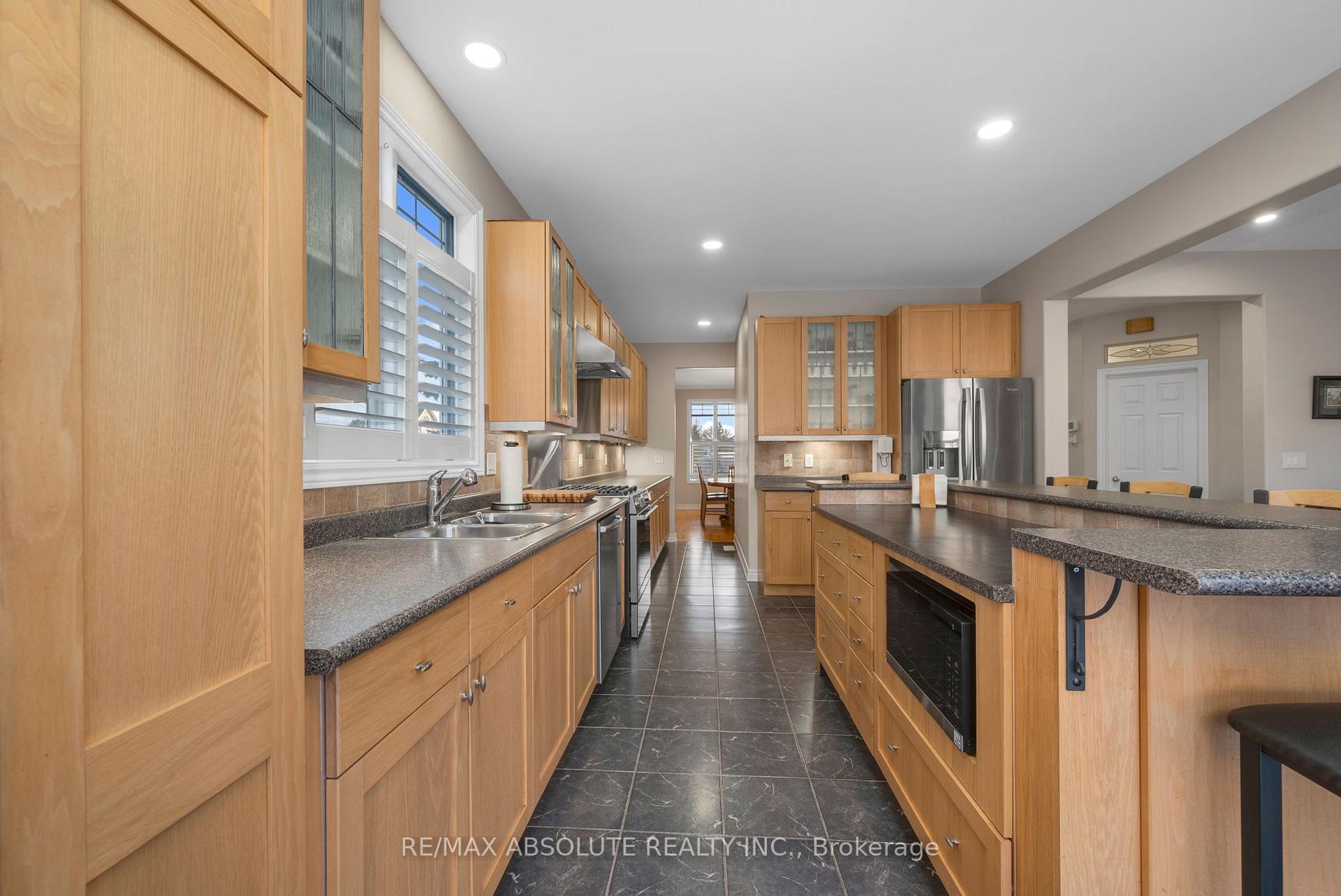 Photo 10 of 78 Cinnabar Way, Ottawa, Stittsville (Central) — HOMEH