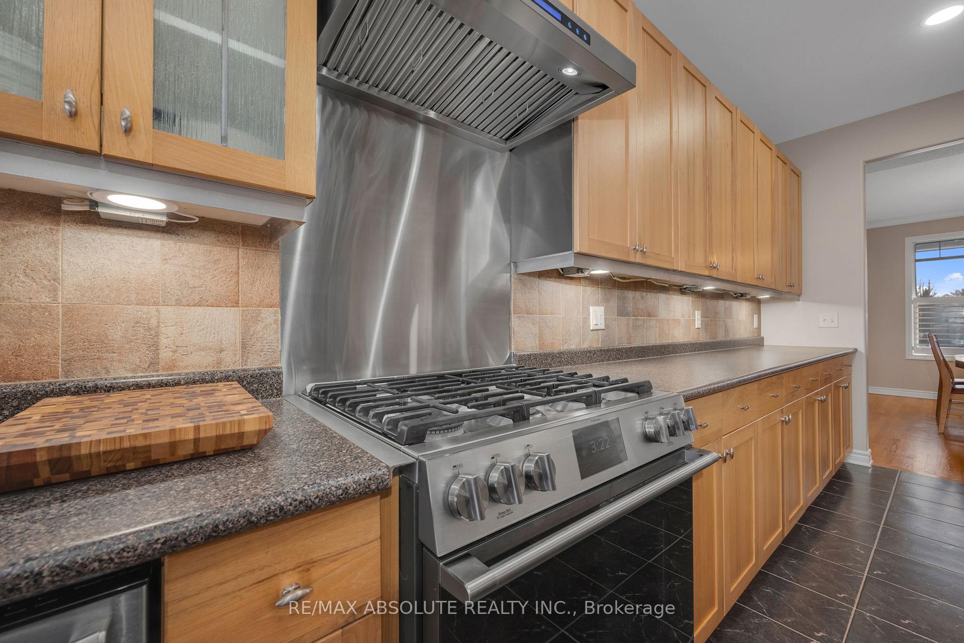 Photo 11 of 78 Cinnabar Way, Ottawa, Stittsville (Central) — HOMEH