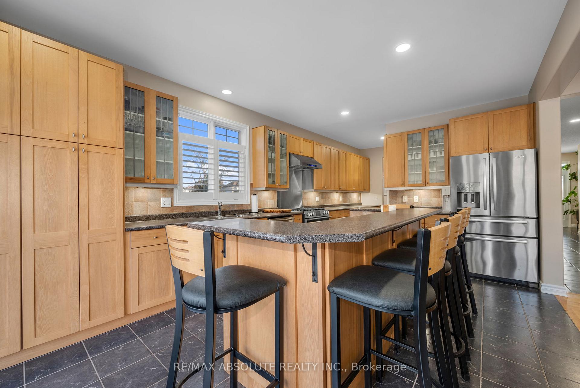 Photo 12 of 78 Cinnabar Way, Ottawa, Stittsville (Central) — HOMEH
