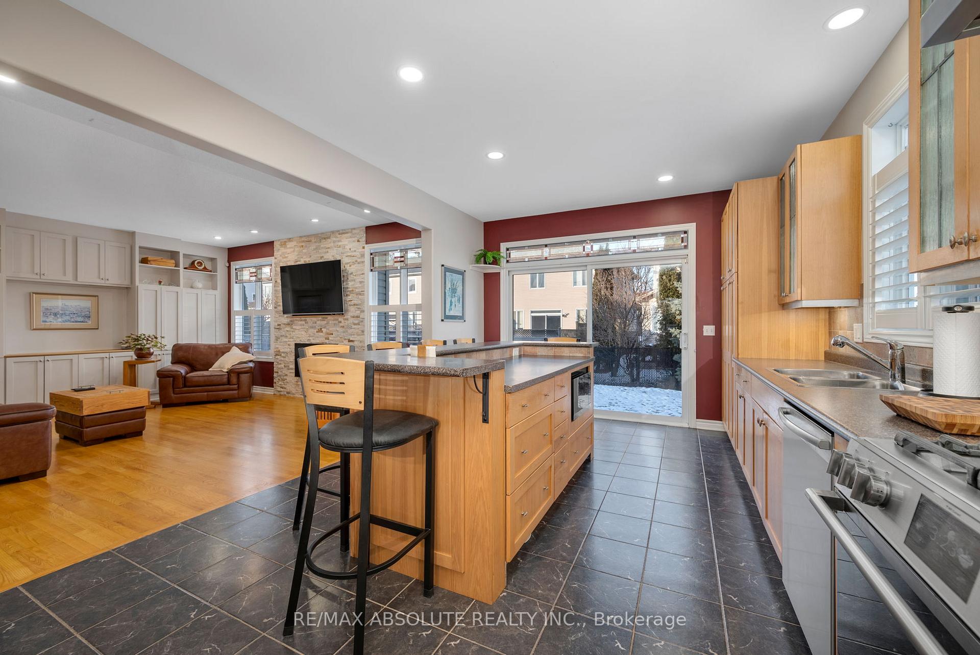 Photo 13 of 78 Cinnabar Way, Ottawa, Stittsville (Central) — HOMEH