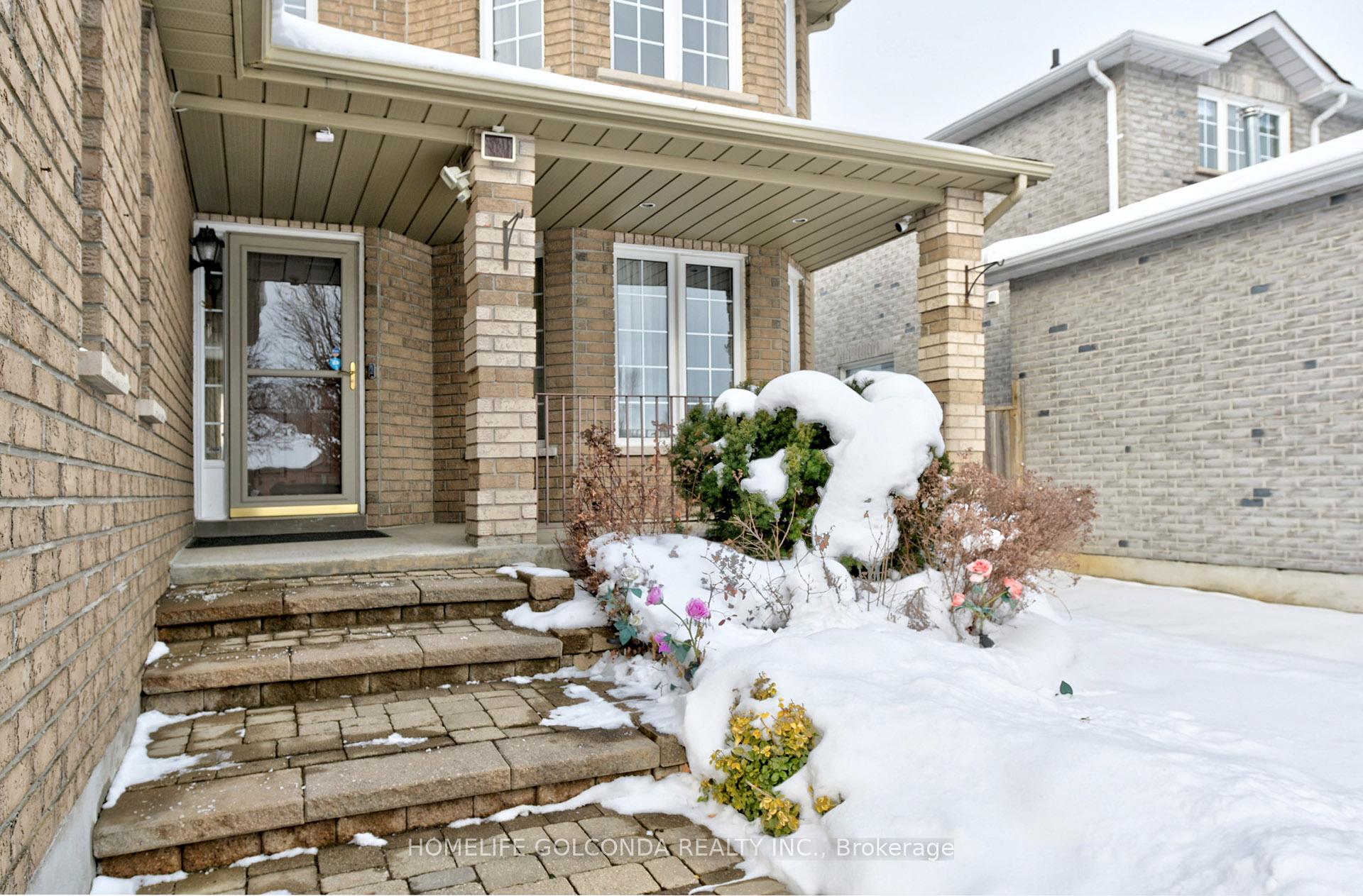 Photo 2 of 22 Carley Crescent, Barrie, Painswick South — HOMEH