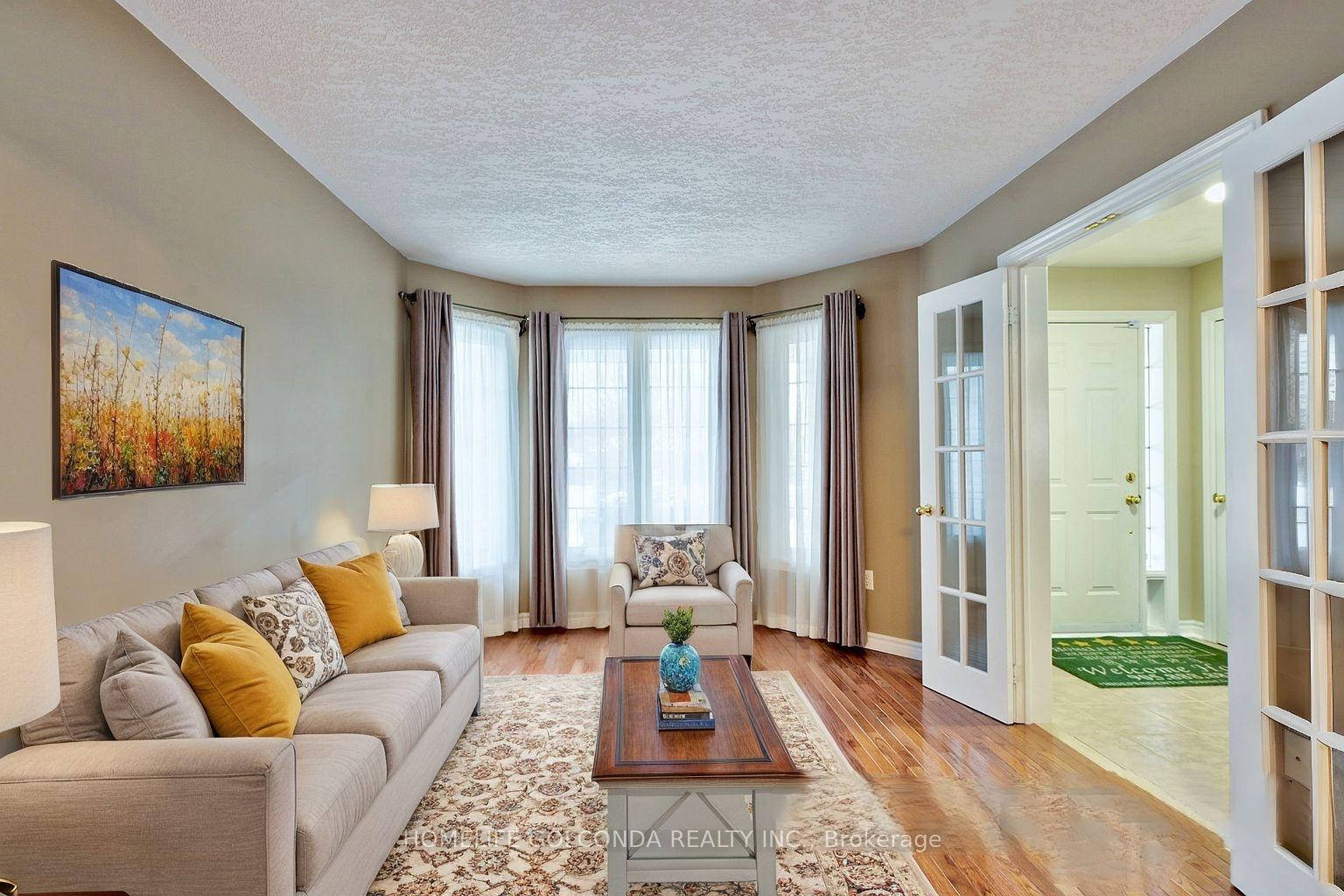 Photo 9 of 22 Carley Crescent, Barrie, Painswick South — HOMEH
