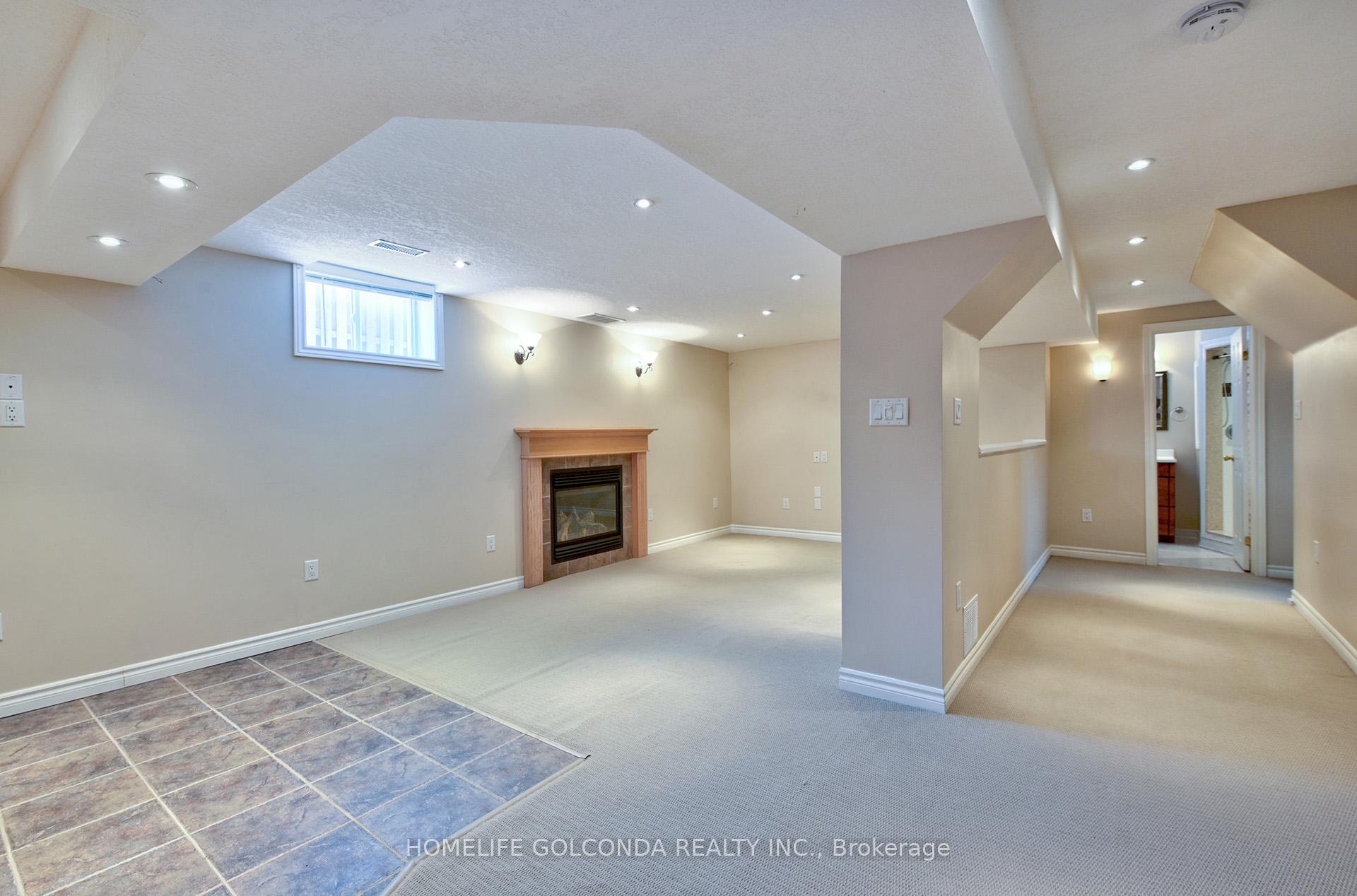 Photo 28 of 22 Carley Crescent, Barrie, Painswick South — HOMEH