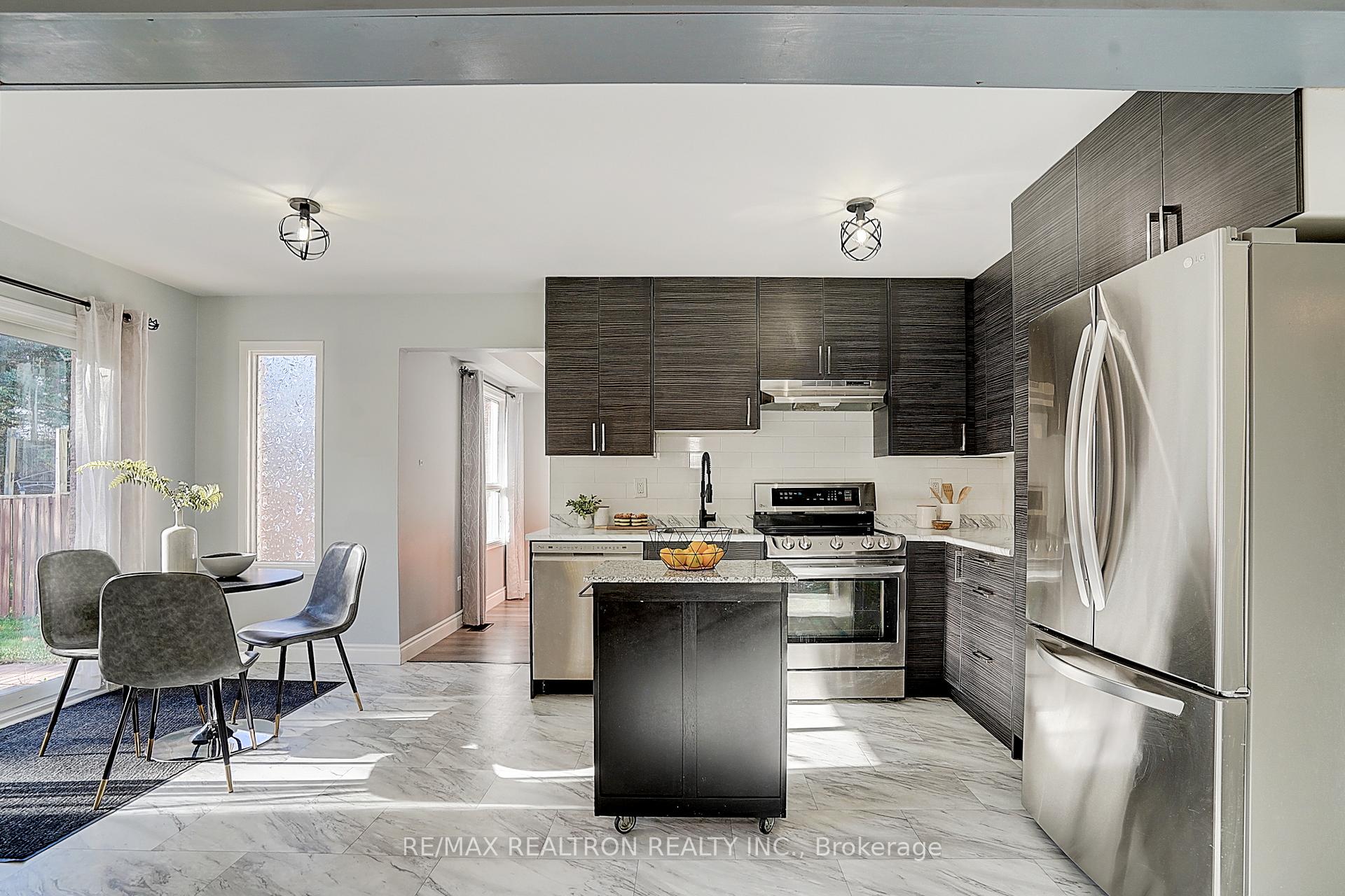 Photo 15 of 43 Quance Street, Barrie, Holly — HOMEH